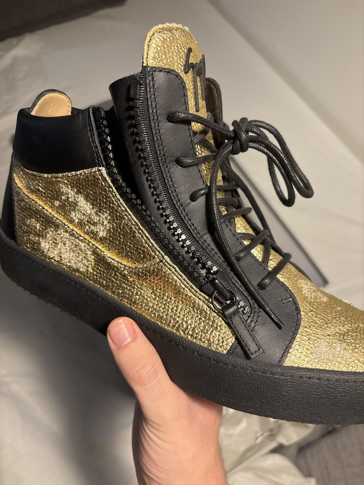 Giuseppe Zanotti Giuseppe Zanotti Mid-Top Sneaker Distressed Gold/Black Size US 10 / EU 43 - 10 Thumbnail