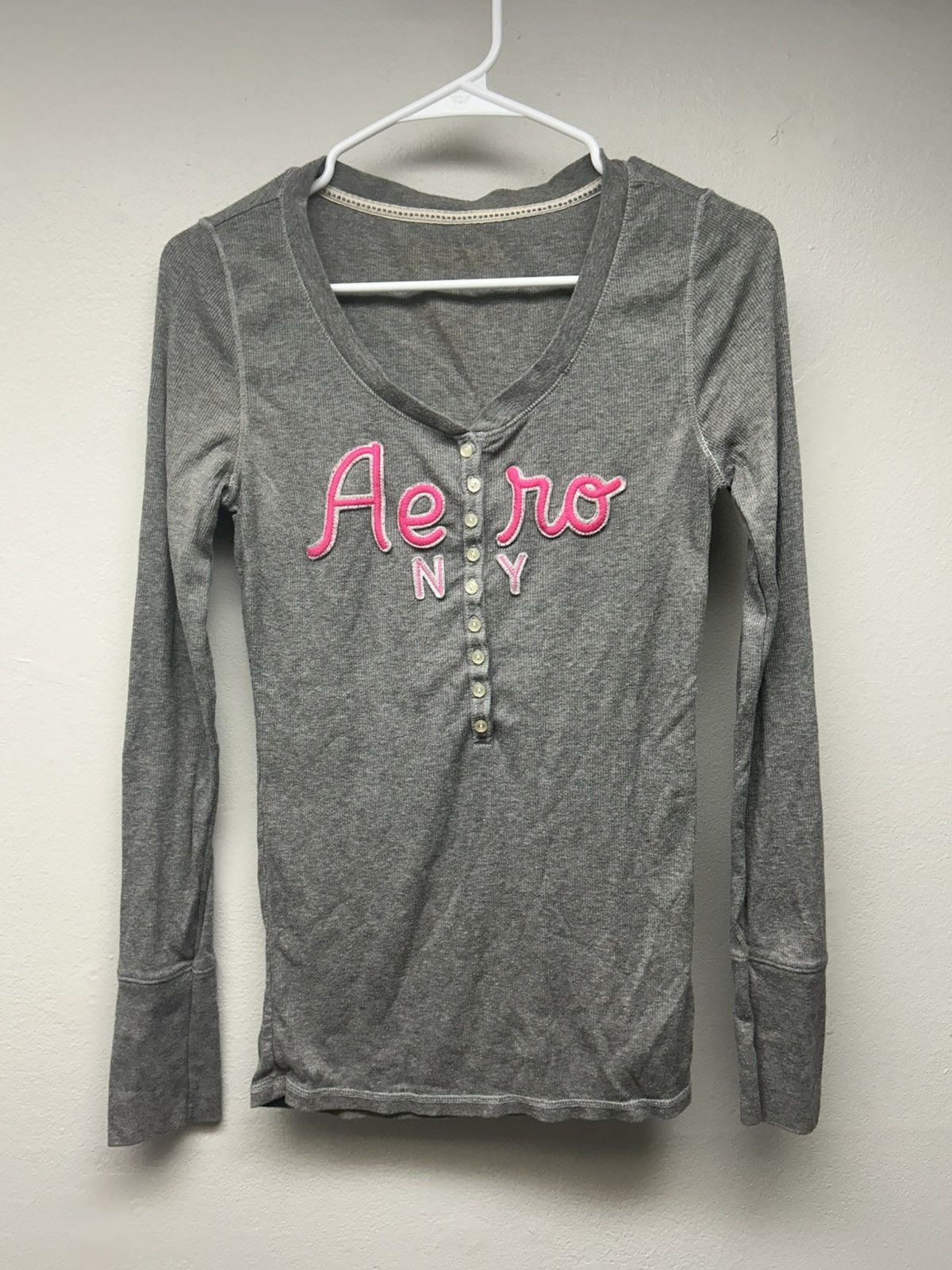 Aeropostale Aeropostale NY Embroidered Grey Button Shirt Size L / US 10 / IT 46 - 1 Thumbnail