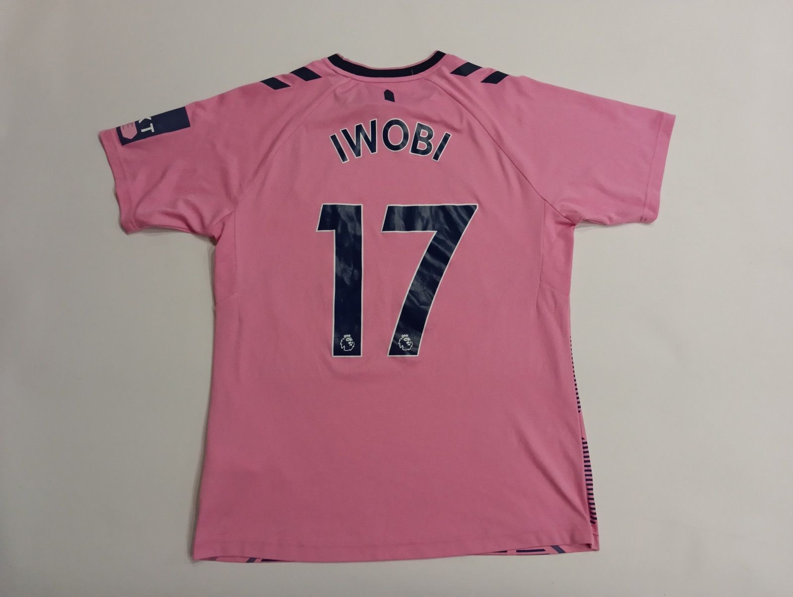 Hummel Everton Away Shirt 2022-23 with Iwobi 17 printing Size US M / EU 48-50 / 2 - 2 Thumbnail