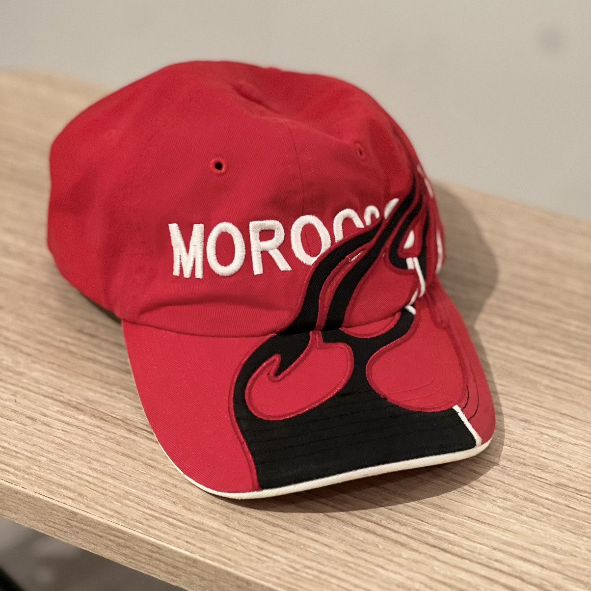 image of Vetements Morocco Embroidery Hat/cap in Red, Men's
