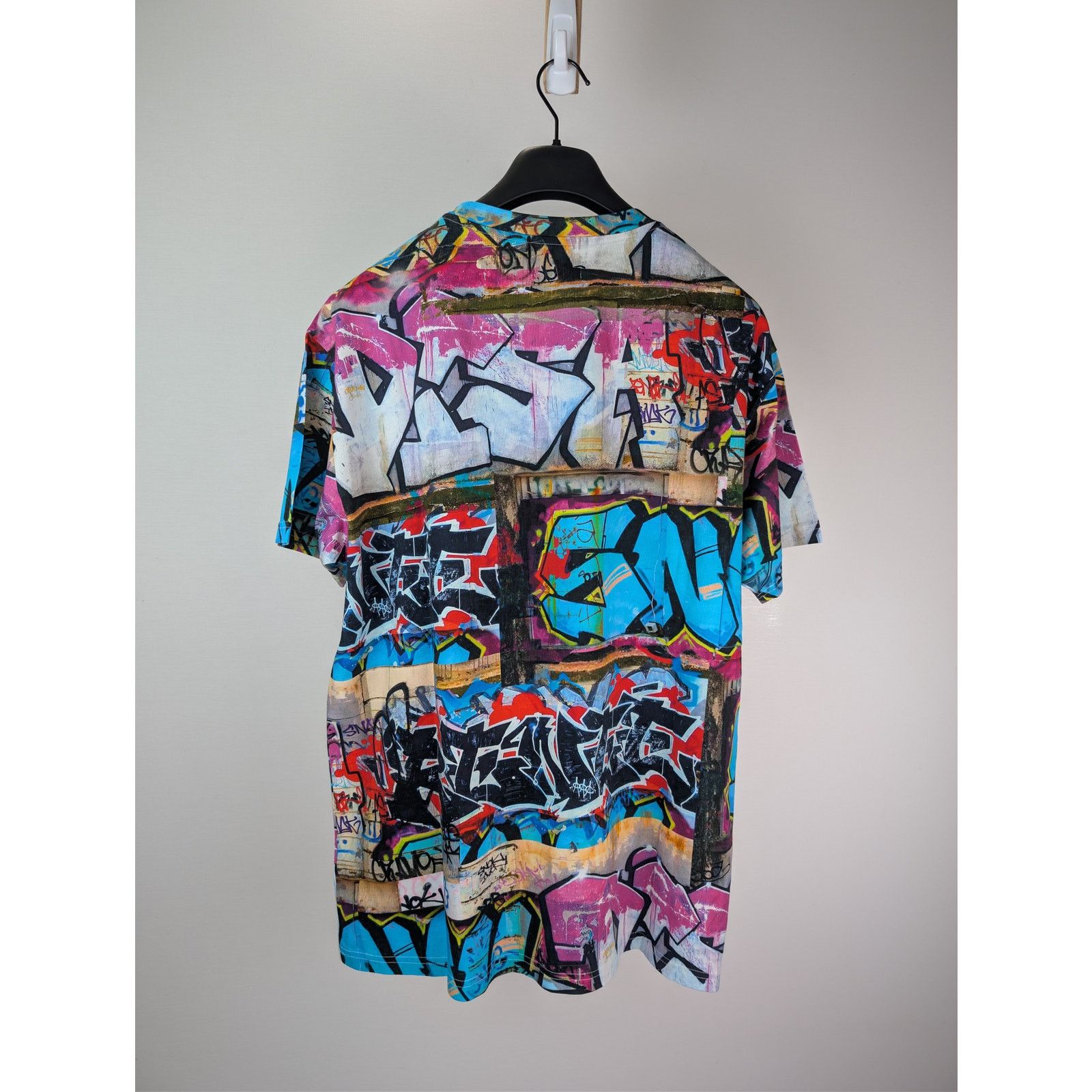 Vivienne Westwood o1rshd1 Classic Graffiti Print T-Shirt in Multiolor Size US XXL / EU 58 / 5 - 10 Thumbnail