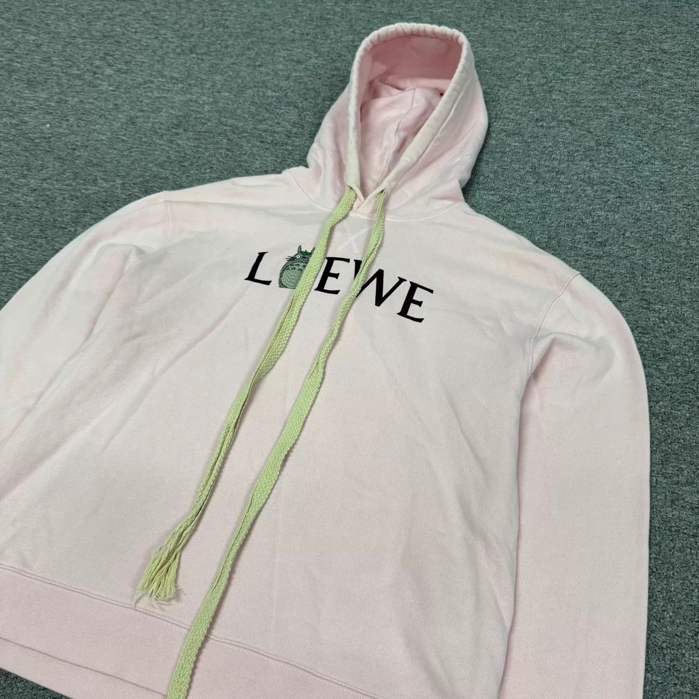 Loewe LOEWE x Totoro Embroidered Logo Pink Hoodie L 99 New Size L / US 10 / IT 46 - 3 Thumbnail