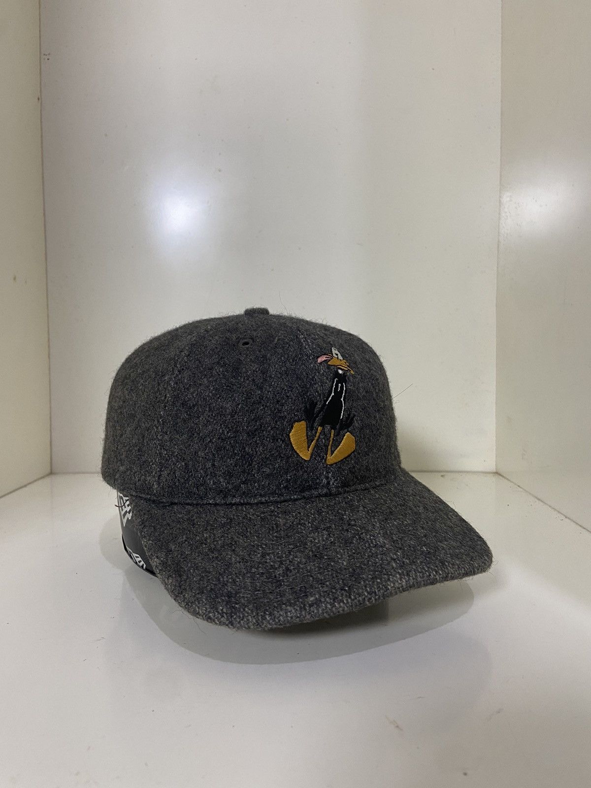 Vintage × Warner Bros vintage 90s warner bross bugs bunny hat Size ONE SIZE - 3 Thumbnail