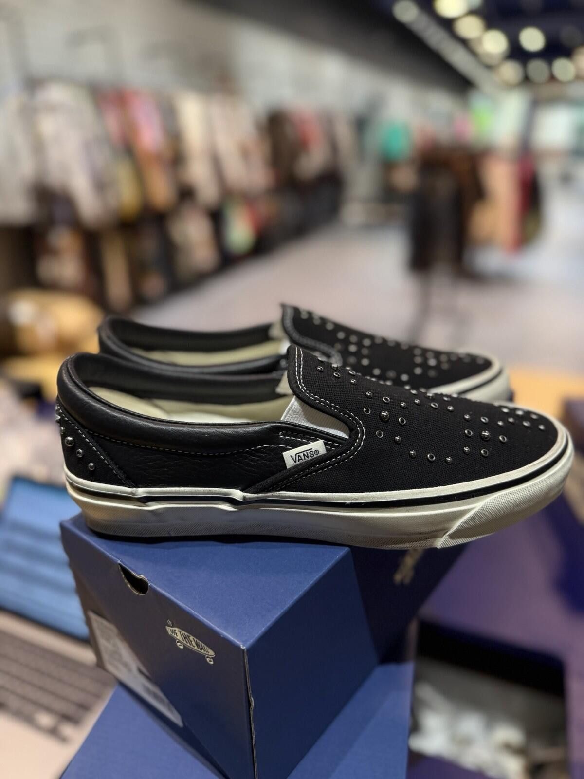 Vans LX Classic Slip-on 98 Pearlized Black Size (10) Brand New Size US 10 / EU 43 - 5 Thumbnail