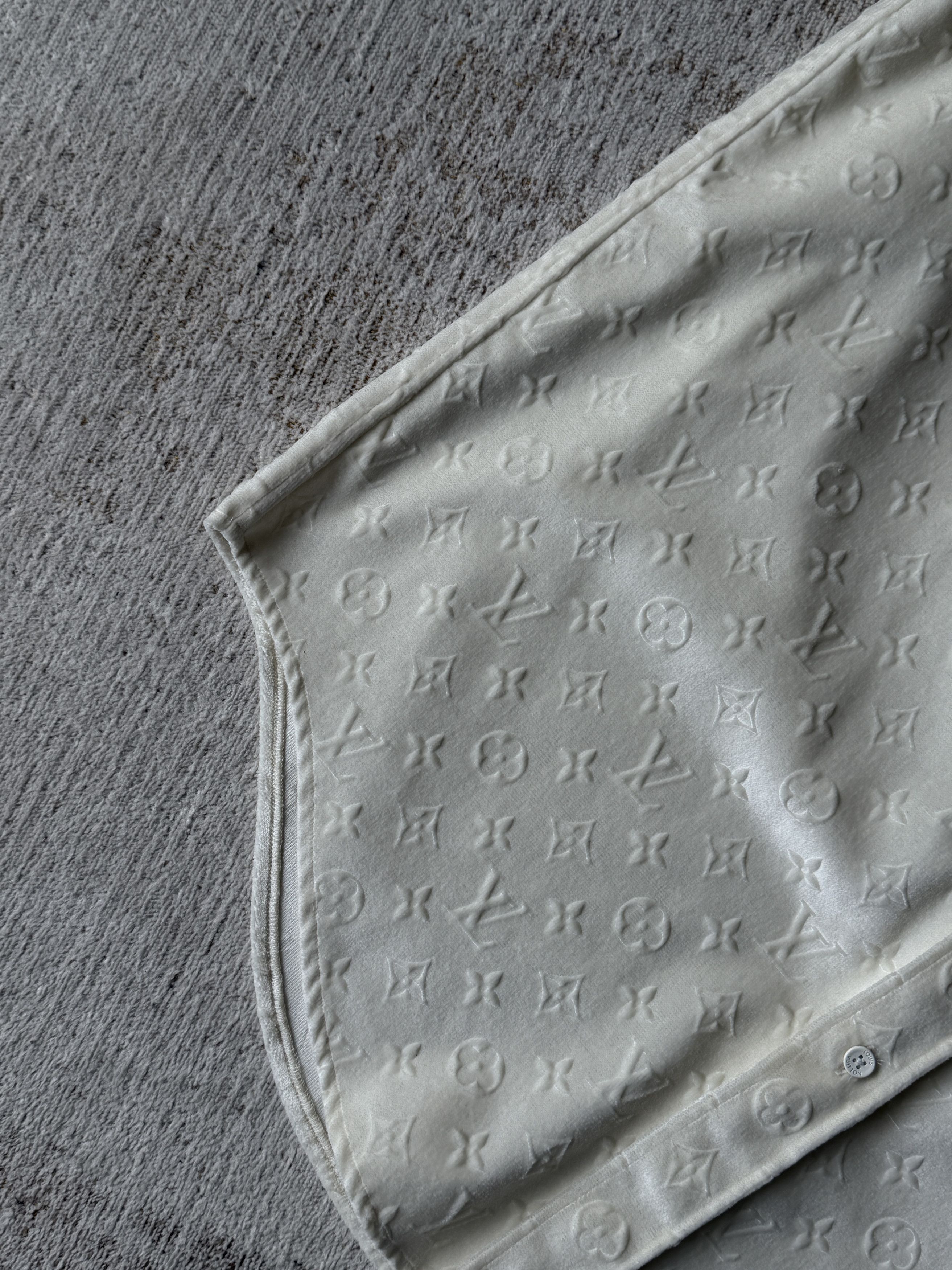Louis Vuitton Louis Vuitton Monogram Velvet shirts by Virgil | RARE Size US XL / EU 56 / 4 - 12 Thumbnail