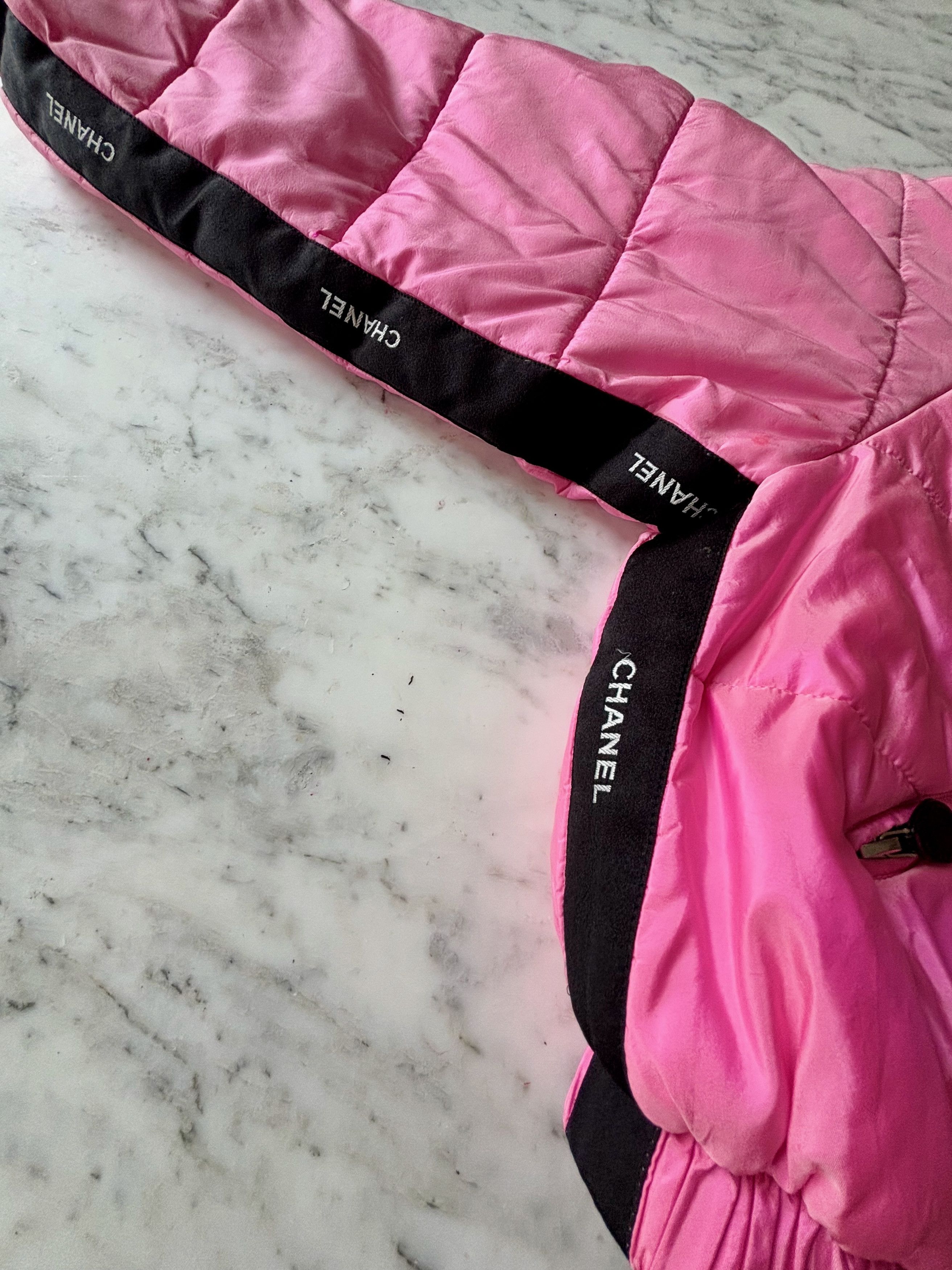 Chanel Chanel Fall 1996 silk puffer jacket Size XS / US 0-2 / IT 36-38 - 12 Thumbnail
