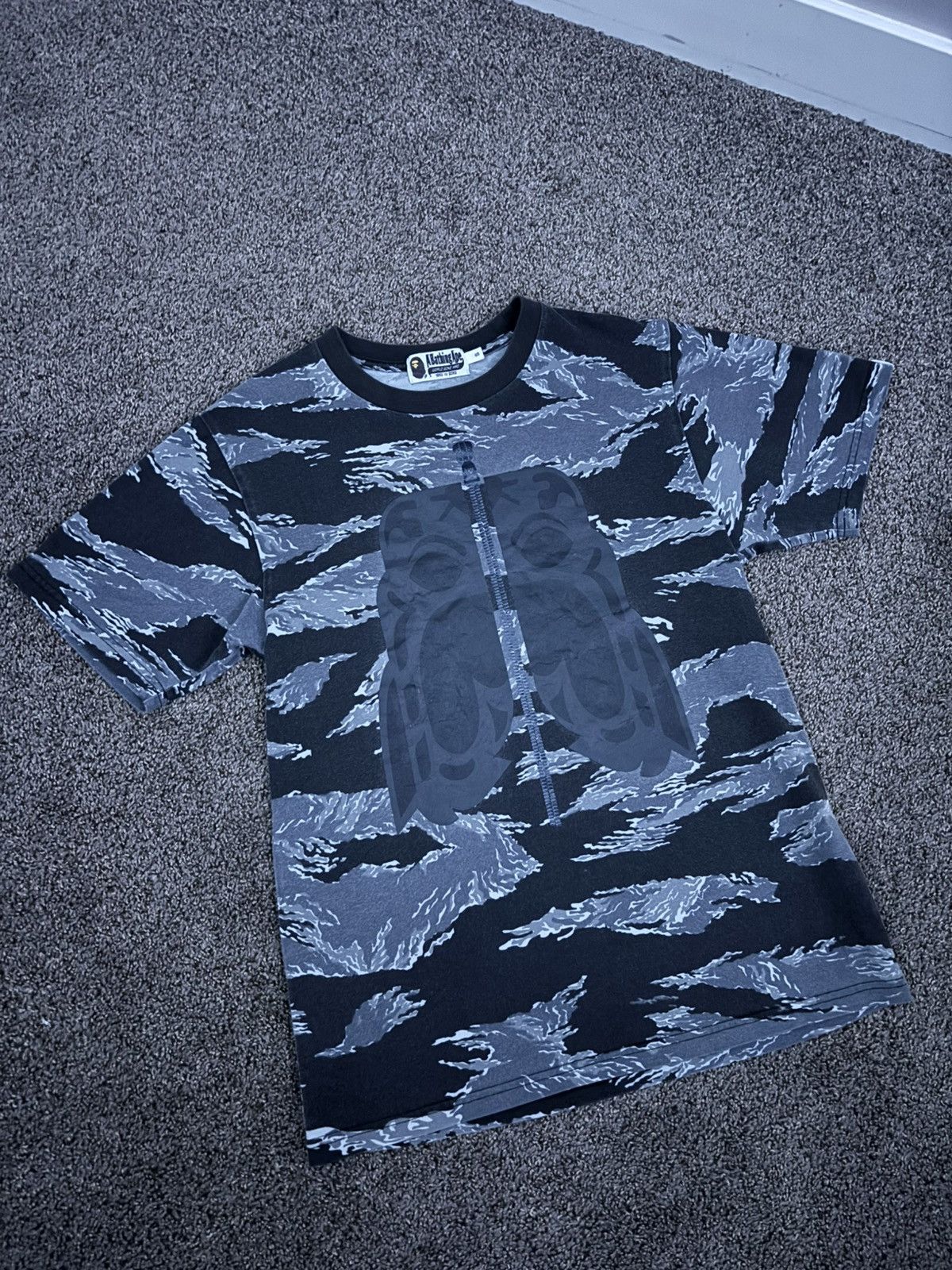Bape Bape tiger 2017 t-shirt Size US S / EU 44-46 / 1 - 1 Thumbnail