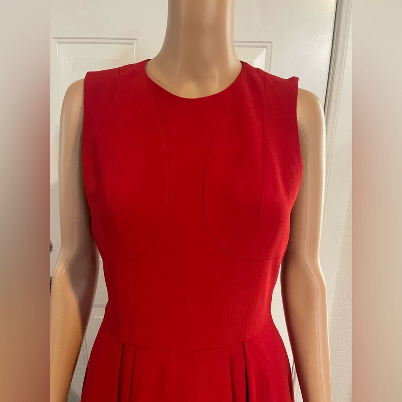 Alexander McQueen ALEXANDER MCQUEEN 2012 Mini Dress Size: 42 Retail $ 2400 Size M / US 6-8 / IT 42-44 - 2 Thumbnail