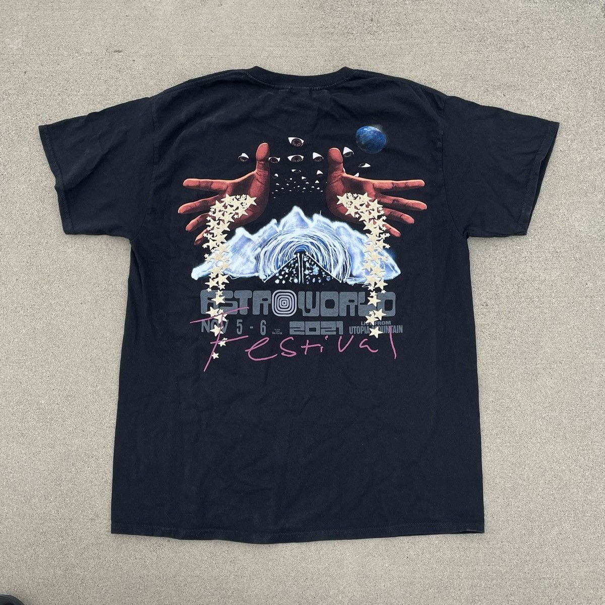 Travis Scott Rare Astrofest 2021 Travis Scott Goat shirt Utopia Mountain Size US M / EU 48-50 / 2 - 7 Thumbnail