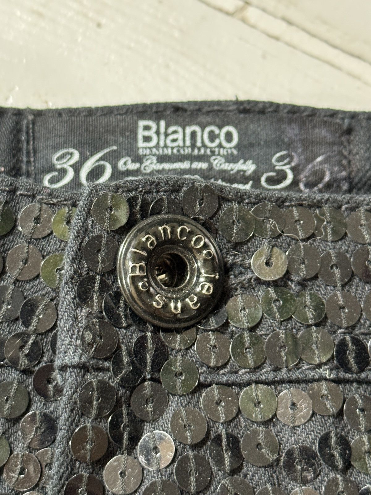 Other VINTAGE SEQUINS 2000s MINI SHORTS Size 25" / US 0 / IT 36 - 7 Thumbnail