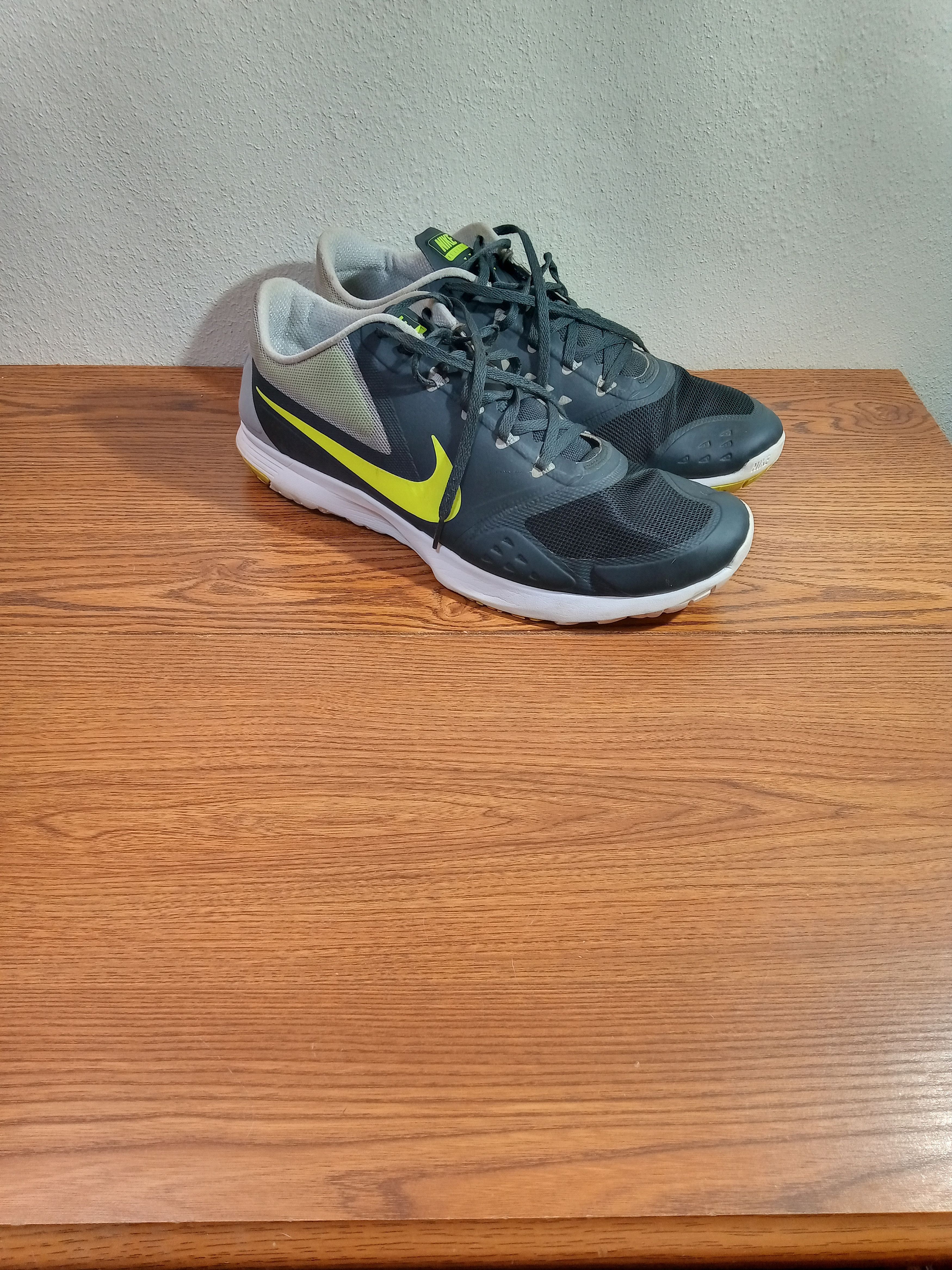 Nike Men's Nike Metcon 1 Flywire Running Sneakers Size US 15 / EU 48 - 1 Thumbnail