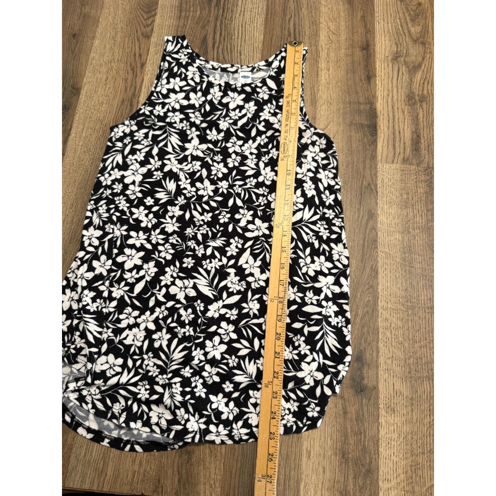 Old Navy VINTAGE? No — Old Navy Tank Top Women's XS Black White Floral Print Sleeveless LUXE (Note: Vintage not specified) Size XS / US 0-2 / IT 36-38 - 3 Thumbnail