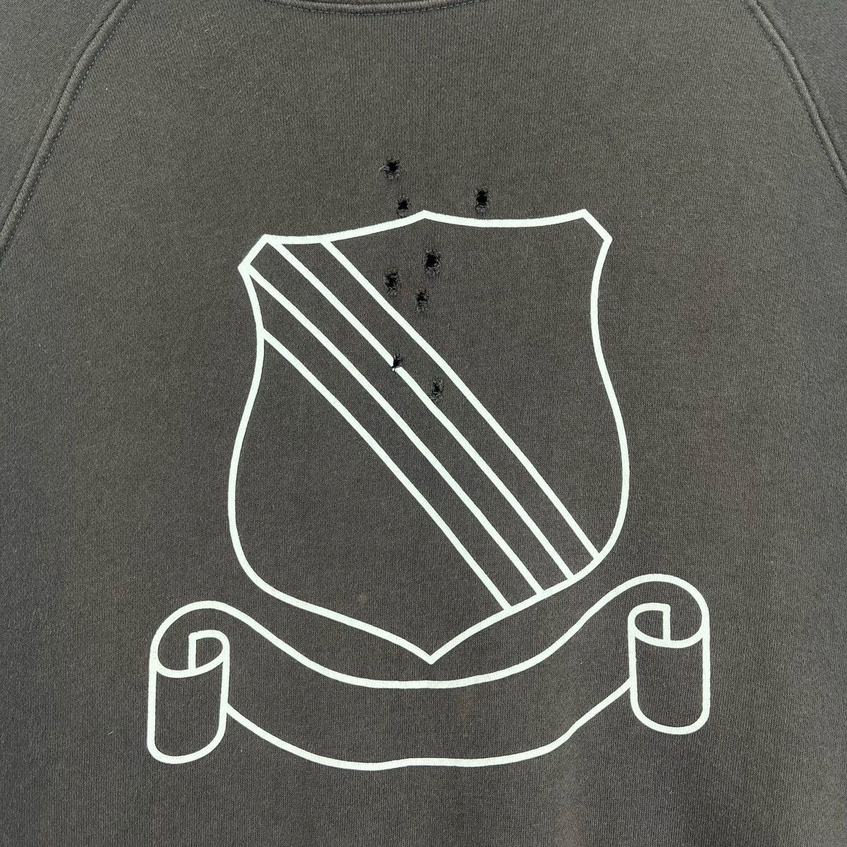 Number (N)ine A/W01 Number Nine Shield Shotgun Ripped Sweatshirt Size US M / EU 48-50 / 2 - 8 Thumbnail