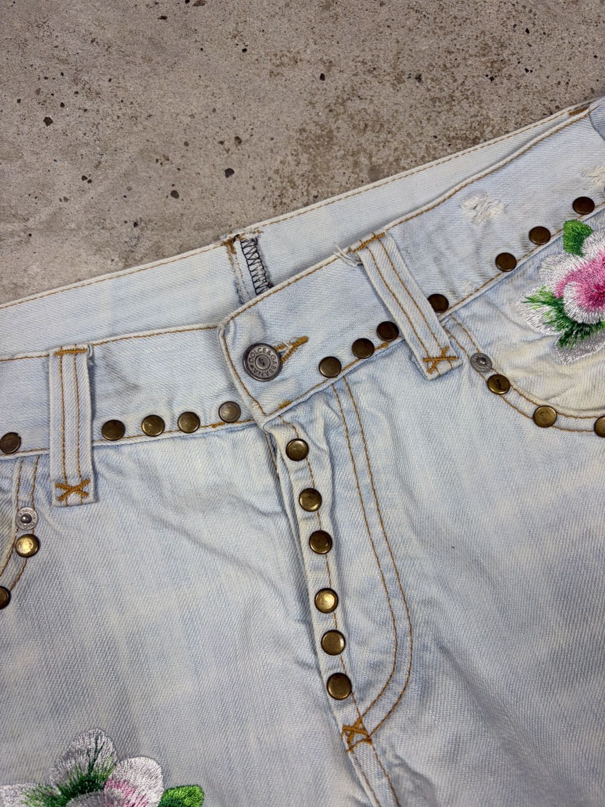 Dolce & Gabbana SS 2006 Dolce & Gabbana Honolulu Embroidery Jeans Denim Size US 35 - 5 Thumbnail