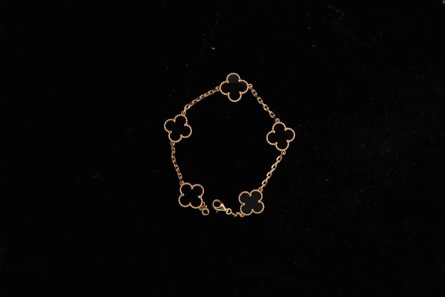 Van Cleef & Arpels Van Cleef & Arpels 18K RG Bracelet 11yr + Dust Bag Size ONE SIZE - 4 Thumbnail