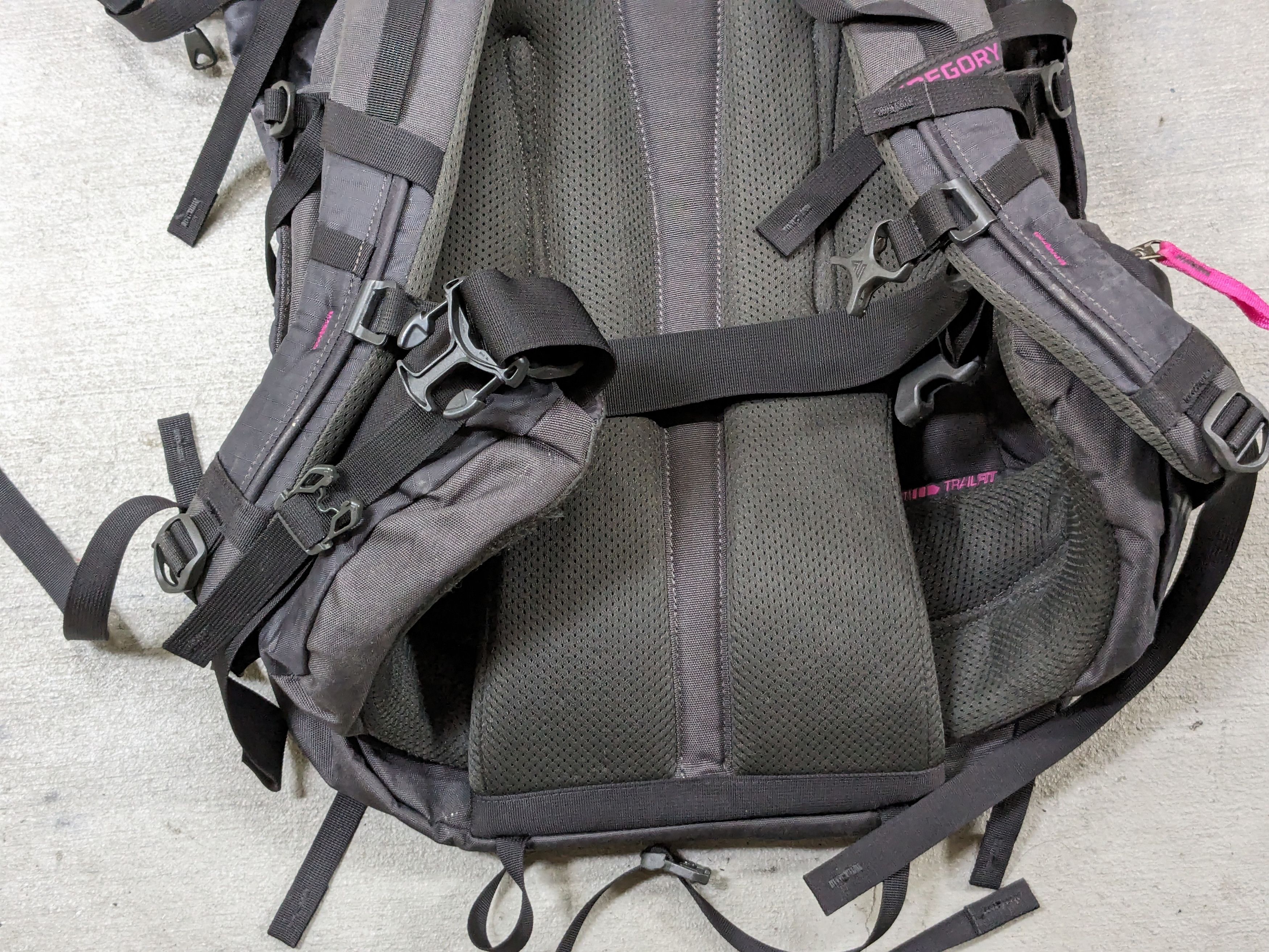 Gregory Gregory Amber 60L Hiking Backpack Gray Pink Zip Size ONE SIZE - 10 Thumbnail