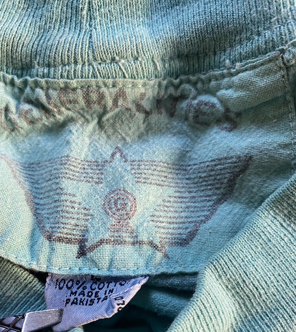 Vintage Vintage 90s Generalities Faded Striped Denim Like Pocket Tee Size US L / EU 52-54 / 3 - 15 Thumbnail