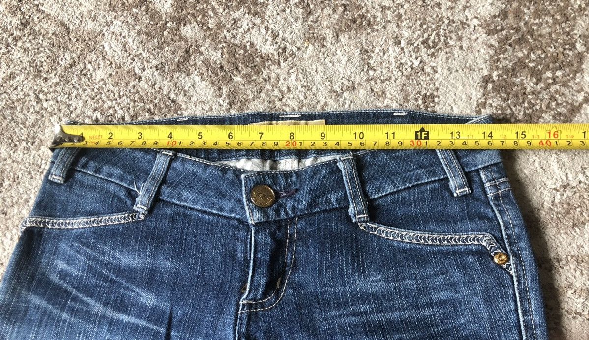 Levi's ‼️Last Drop‼️Vtg🔥Levi’s🔥Flared Distressed Denim Ladies Size 27" / US 4 / IT 40 - 12 Thumbnail