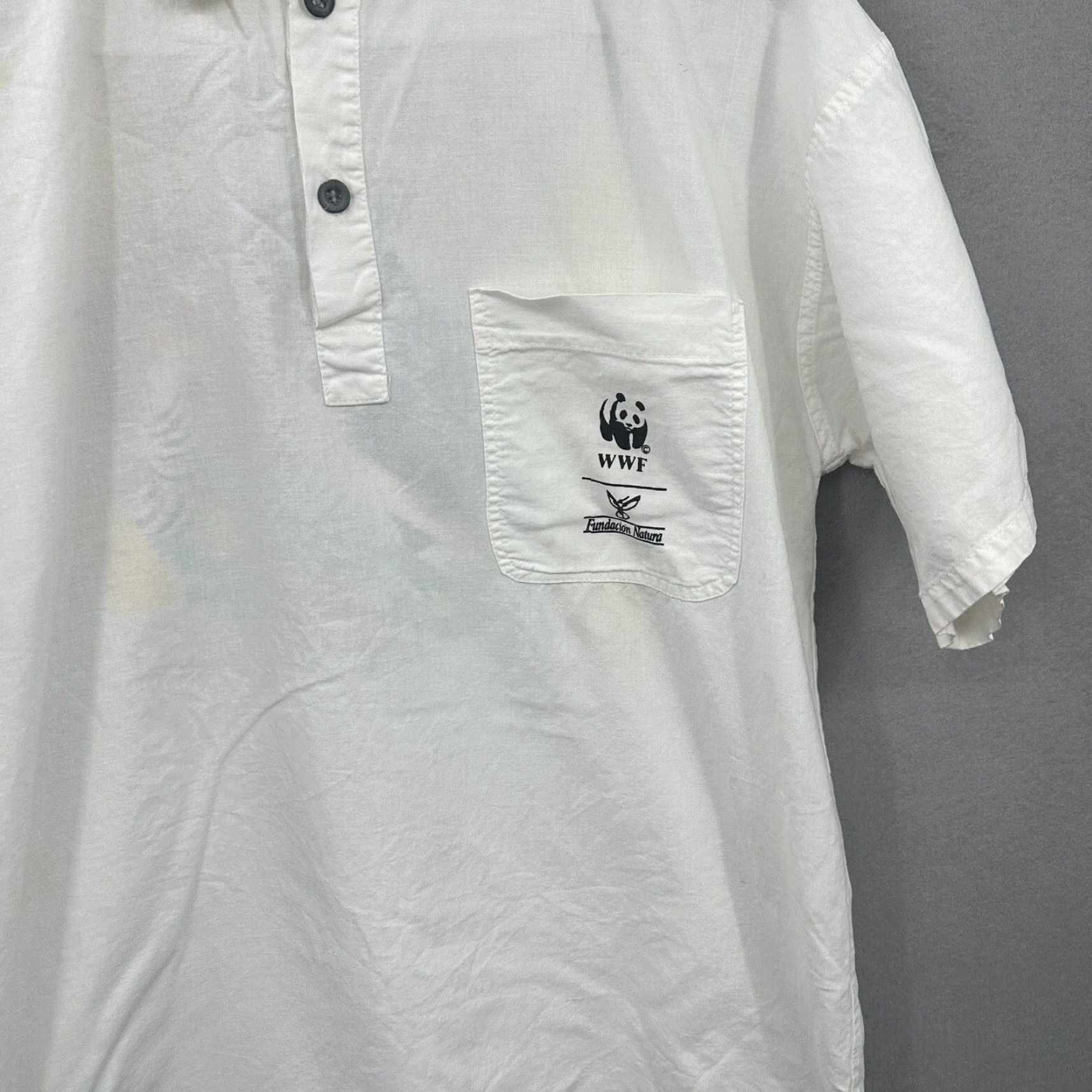 Vintage VINTAGE Peer Galapagos Turtles Cotton Collar Shirt Men L White 90s Wildlife Animal Nature Retro Size US L / EU 52-54 / 3 - 5 Thumbnail