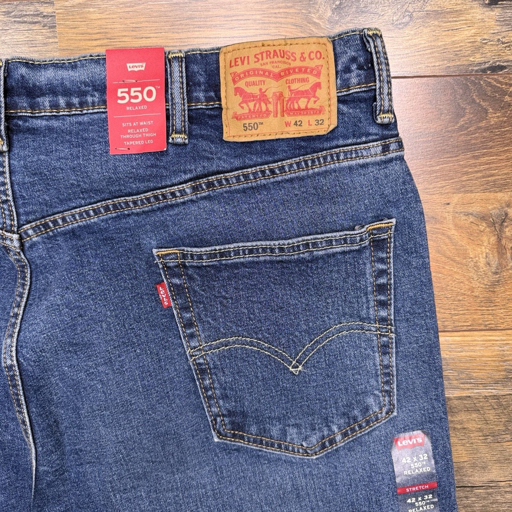 Levi's Levi's 550 Jeans Mens 42x32 Relaxed Tapered Leg Stretch Denim Blue 5-Pocket Belt Loops Zip Size US 42 / EU 58 - 2 Thumbnail