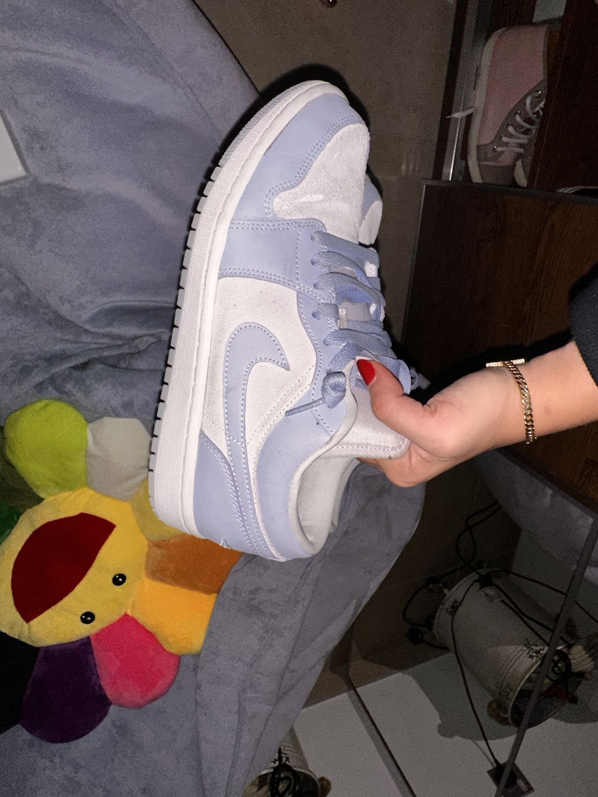 Nike (WMNS) Air Jordan 1 Low 'Aluminum' Size US 9 / IT 39 - 4 Thumbnail