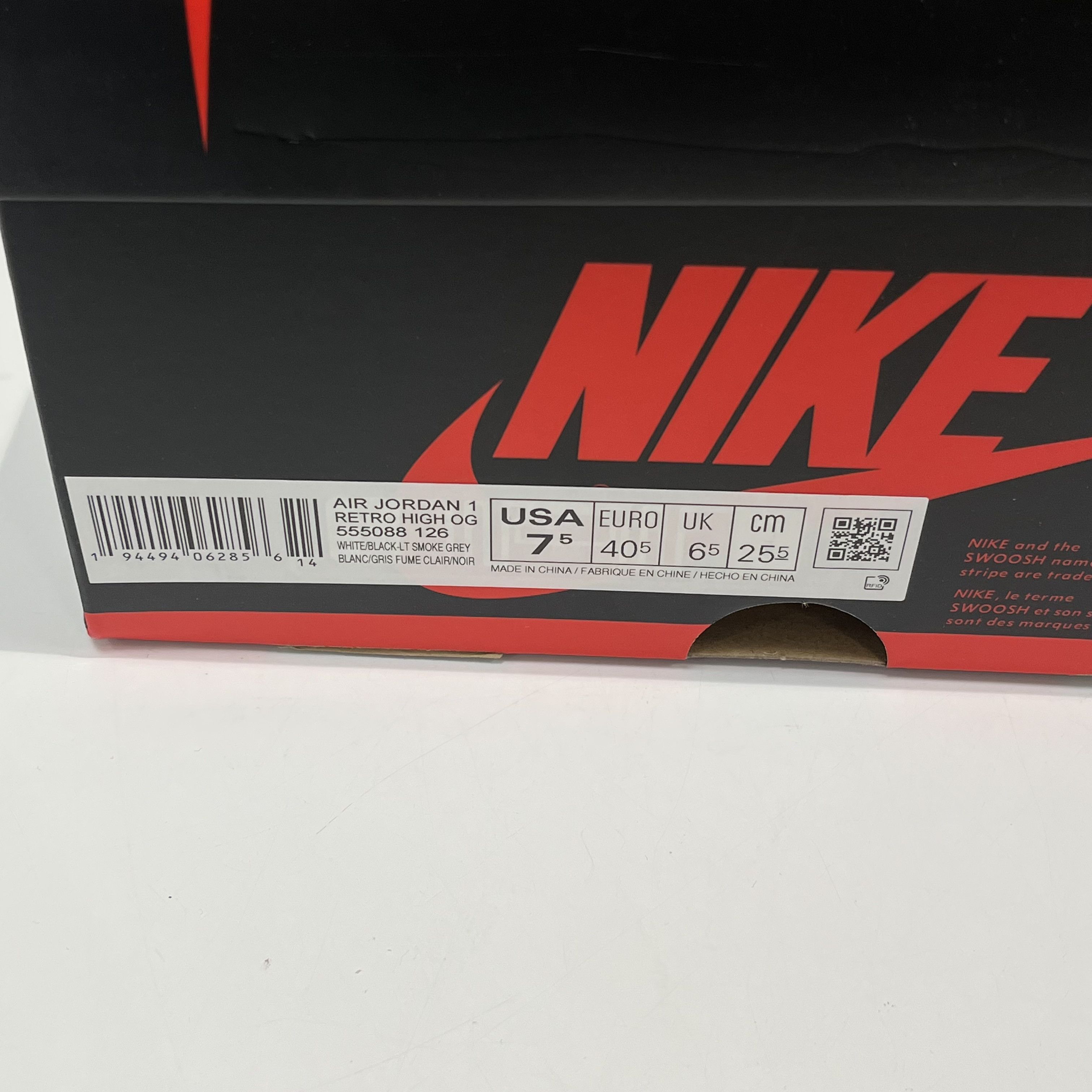 Nike Air Jordan 1 Retro High Light Smoke Grey Size US 7.5 / EU 40-41 - 7 Thumbnail