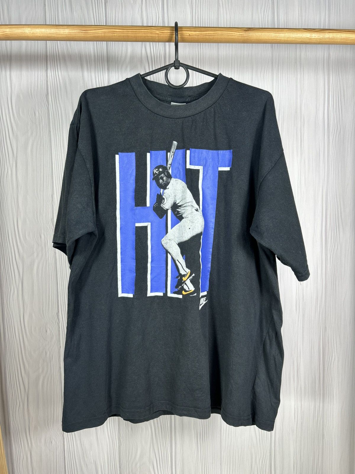 Nike Rare Vintage 80’s Nike Bo Jackson Hit & Run T-Shirt Size XL Size US XL / EU 56 / 4 - 1 Thumbnail