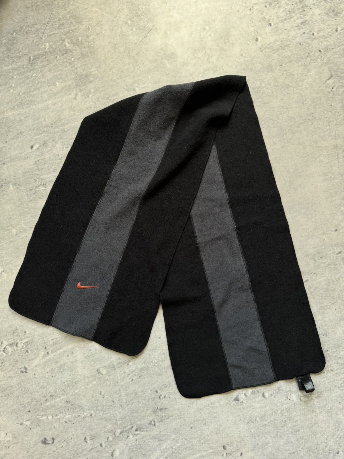 Nike Nike vintage scarf Y2K fleece outdoor Size ONE SIZE - 3 Thumbnail