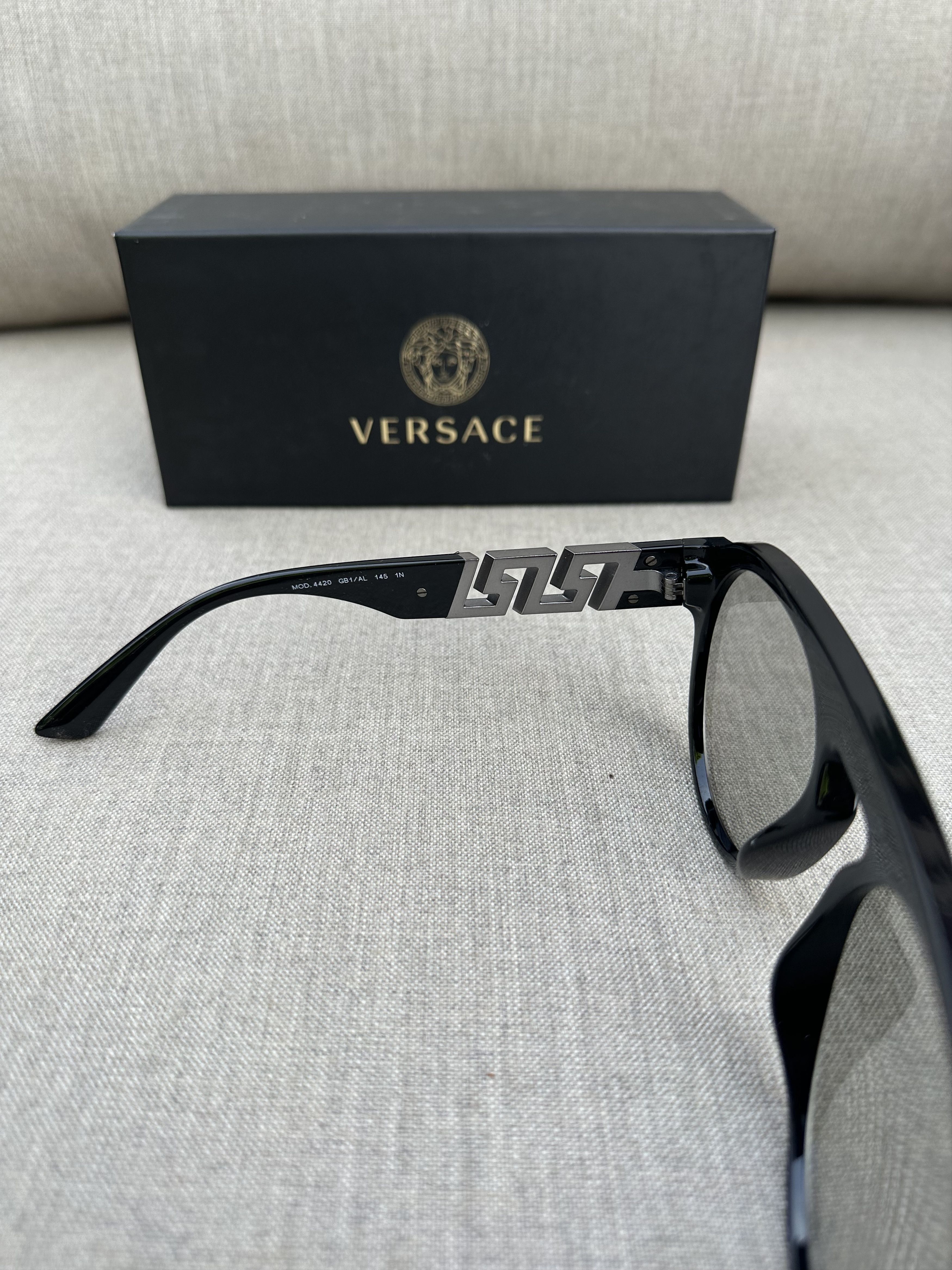 🕶️ Versace VE4420 Monogram Sunglasses – Brand New