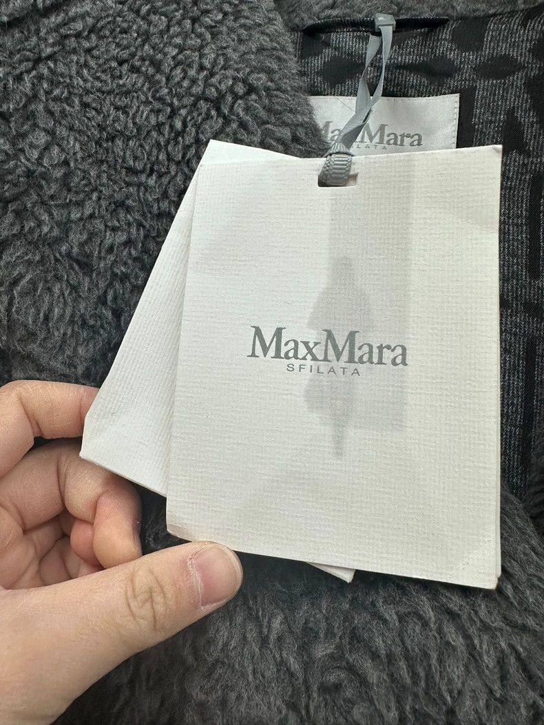 Max Mara Max Mara Teddy Limited Collection Size XS / US 0-2 / IT 36-38 - 6 Thumbnail