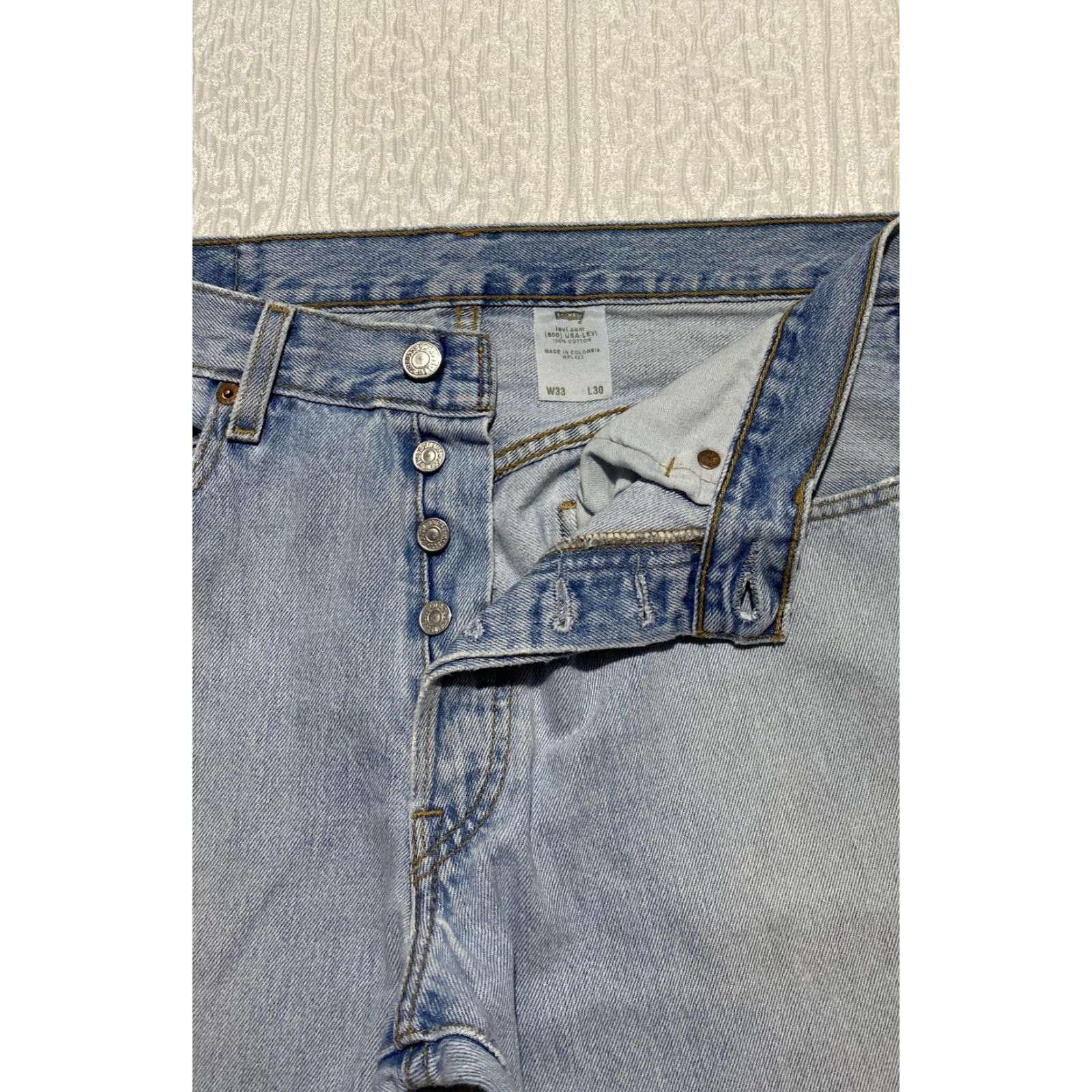 Levi's VINTAGE Levi's 501 Jeans Mens 33x30 Denim Blue 501-0134 Straight Leg Button Fly 5-Pocket Jeans Mens Regular Slim? Size US 33 - 6 Thumbnail