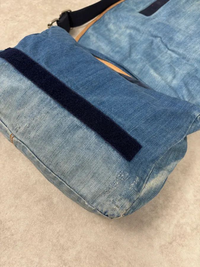 Dolce & Gabbana 2000s Dolce & Gabbana Blue Denim Extreme Shoulder Bag Size ONE SIZE - 8 Thumbnail