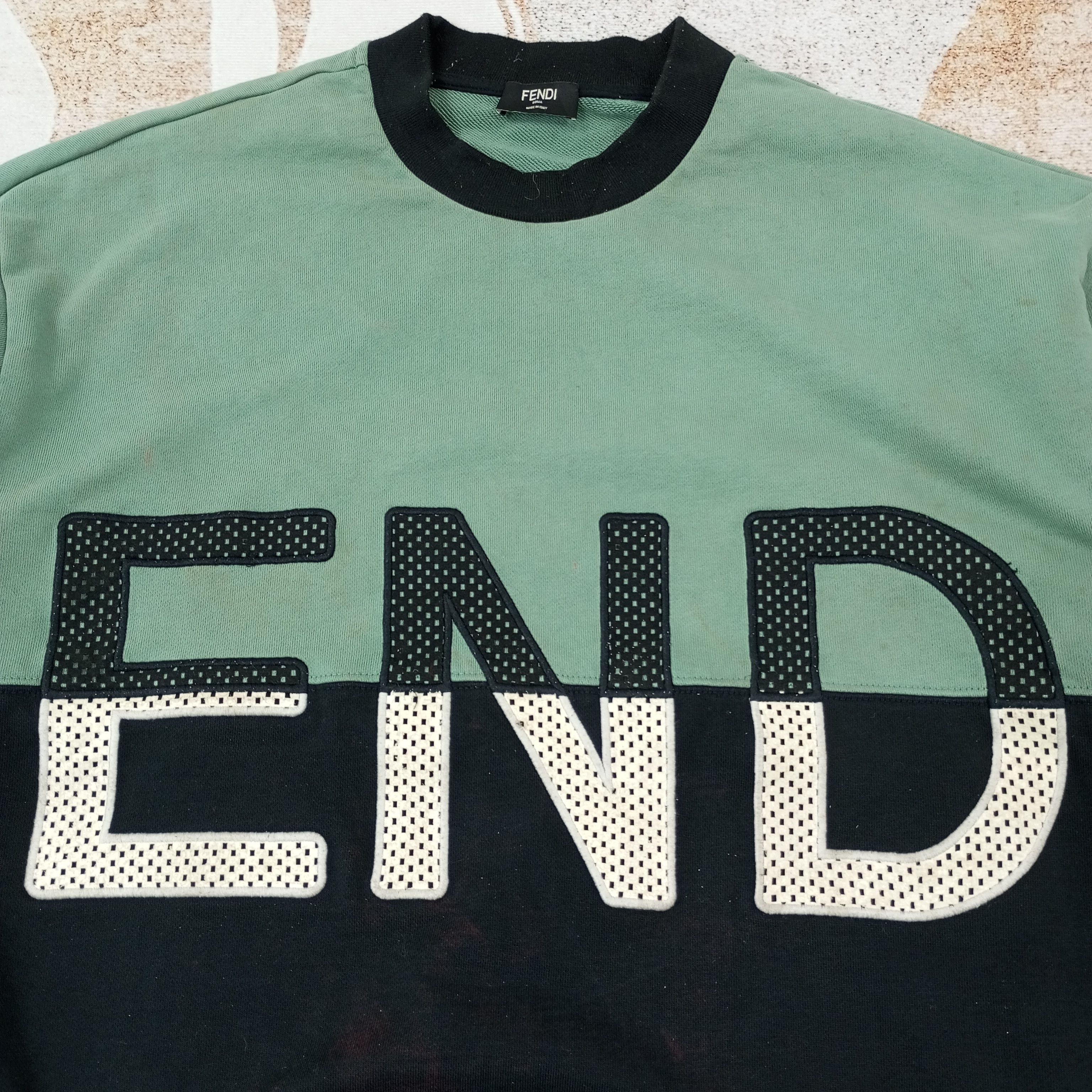 Vintage Fendi Spellout Design Sweatshirt c234n25 Size US L / EU 52-54 / 3 - 2 Thumbnail