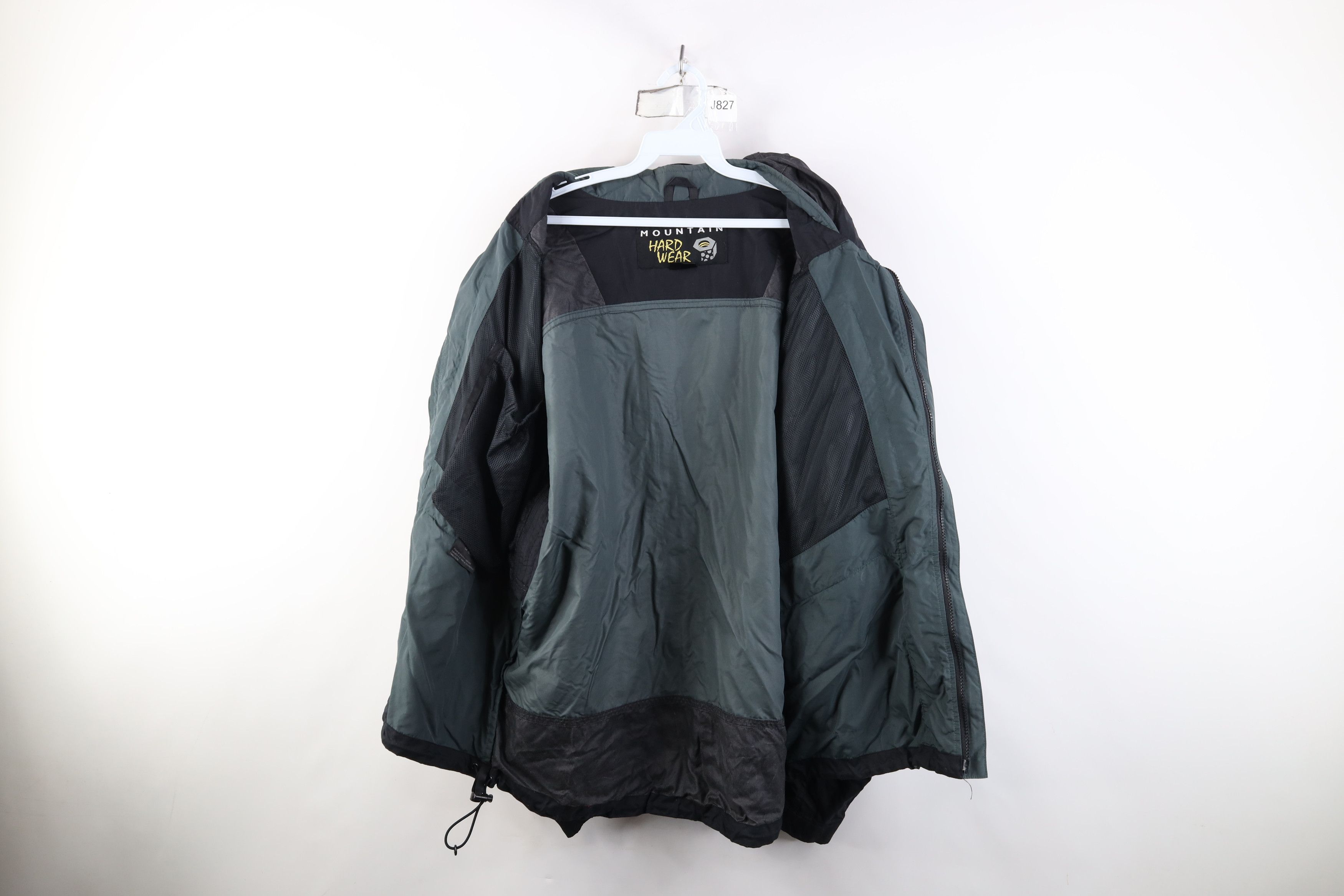 Mountain Hardwear Vintage Mountain Hardwear Packable Hooded Rain Jacket Size US L / EU 52-54 / 3 - 11 Thumbnail