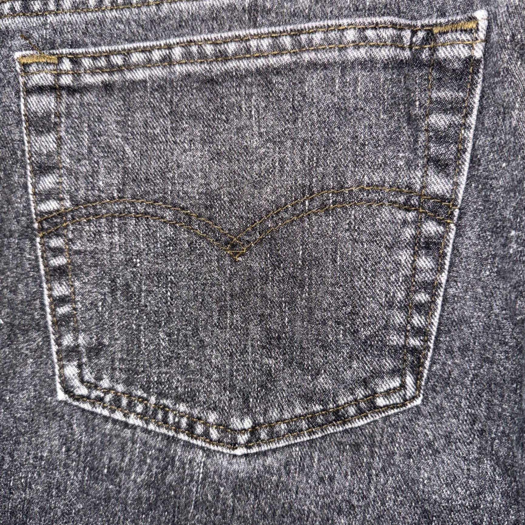 Levi's VINTAGE Levi's 550 Jeans Men 42X30 Black Relaxed Fit Tapered Leg Stone Wash 90s Mens Jeans Size US 42 / EU 58 - 5 Thumbnail