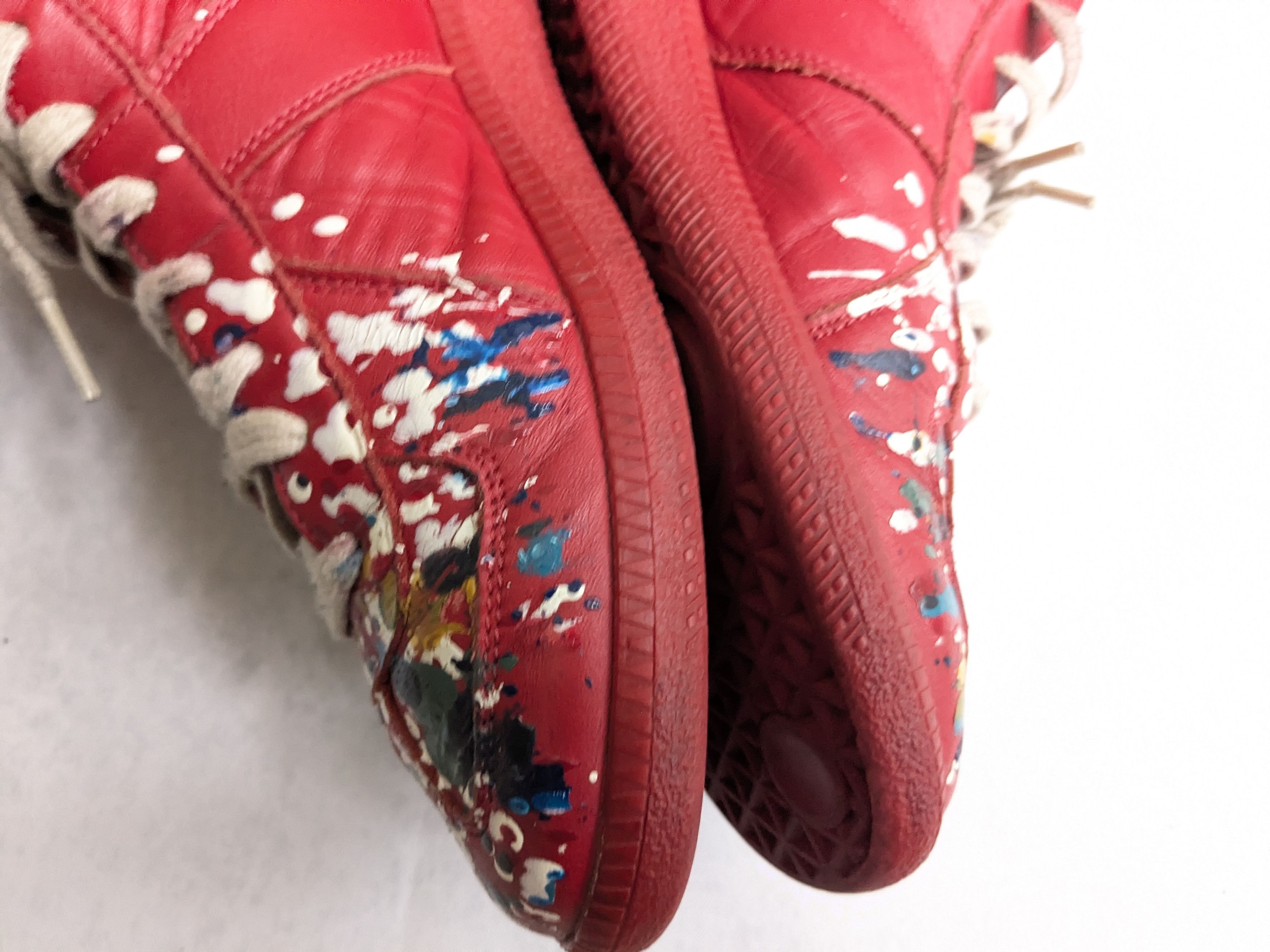 Maison Margiela Maison Margiela Replica GAT Red Paint Splatter 9 42 Size US 9 / EU 42 - 13 Thumbnail