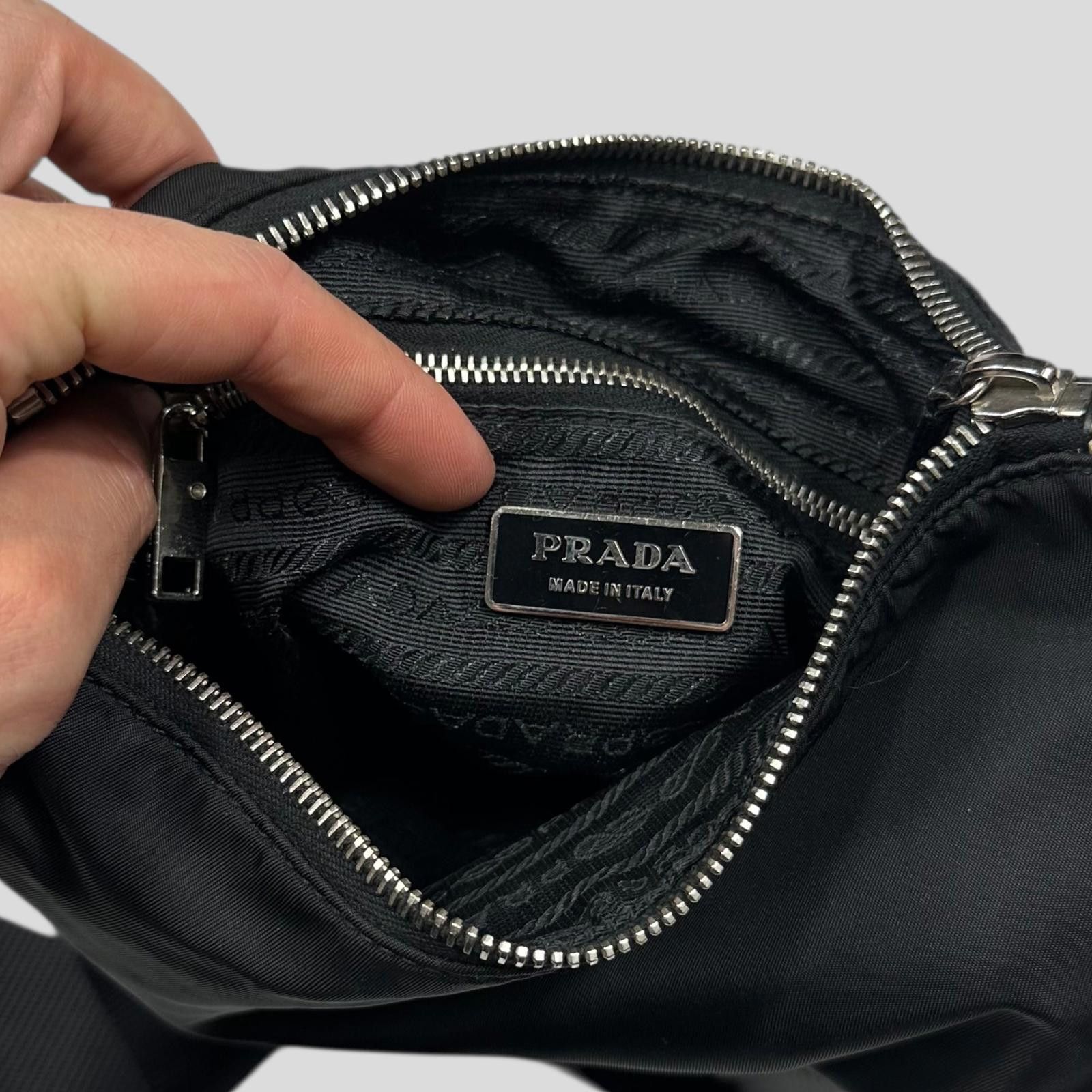 Prada Prada Milano 00’s Nylon & Patent Leather Crossbody Bag Size ONE SIZE - 7 Thumbnail