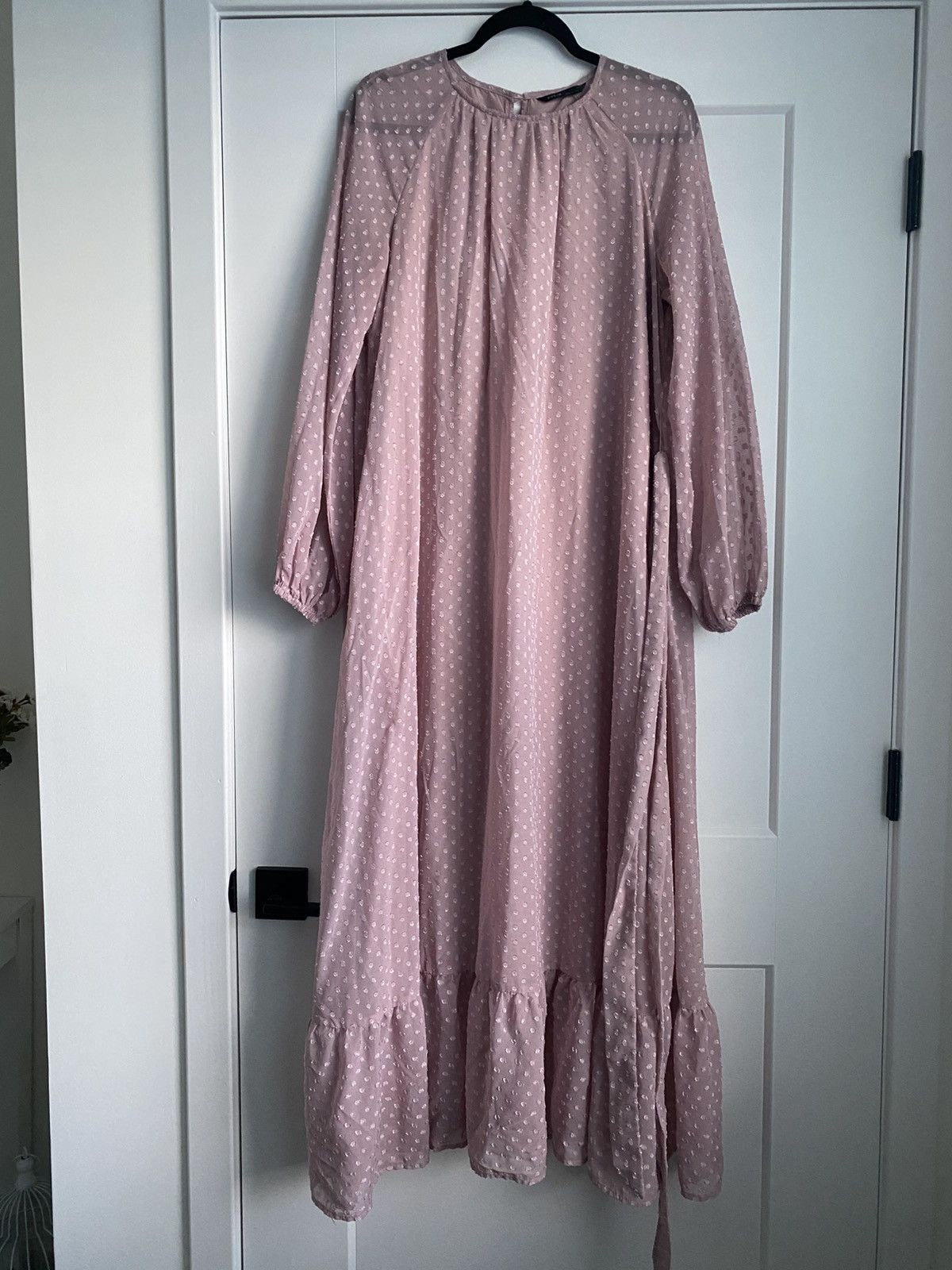 Shein SHEIN Raglan Lantern Sleeve Flounce Hem Swiss Dot Dress Size L / US 10 / IT 46 - 2 Thumbnail