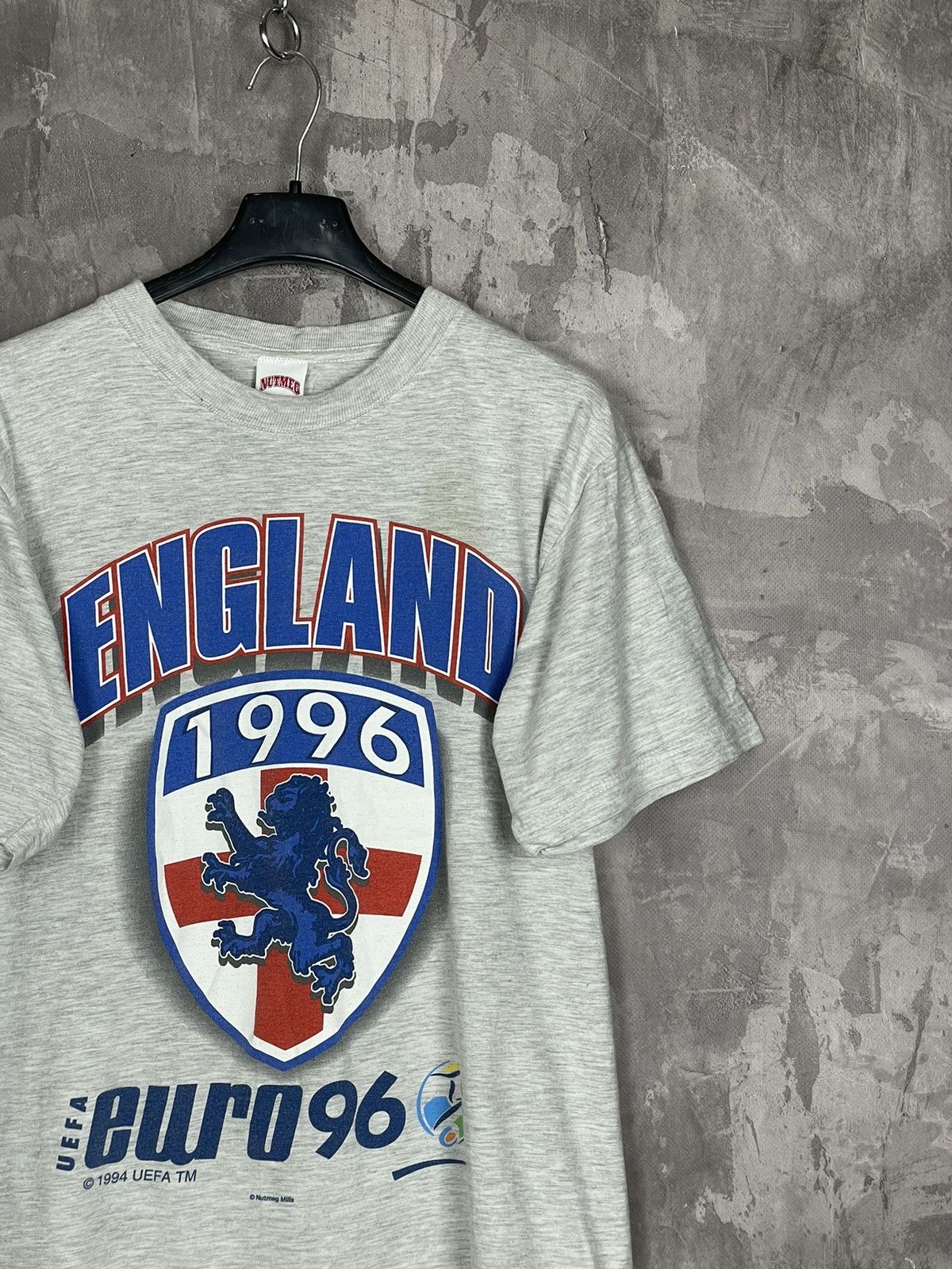 Nutmeg NWT Euro 96 1996 2020 England football soccer Y2K t shirt Size US M / EU 48-50 / 2 - 4 Thumbnail