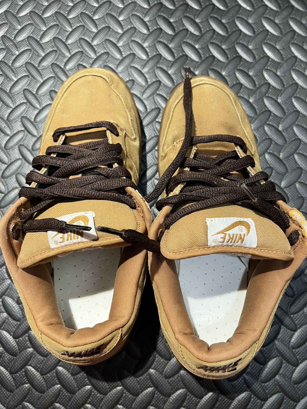 Carhartt Size 9 - Nike SB Carhartt - Extra Laces/Insoles Size US 9 / EU 42 - 4 Thumbnail