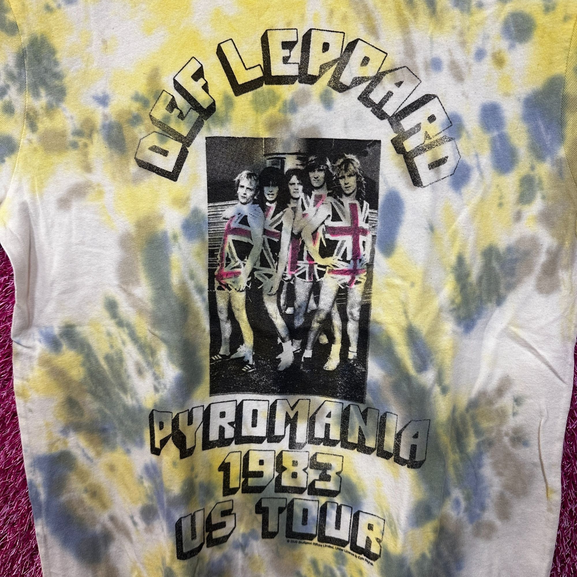 Def Leppard Def Leppard Pyromania 83 US Tour Glam Metal Band Tie Dye XS Size US XS / EU 42 / 0 - 2 Thumbnail