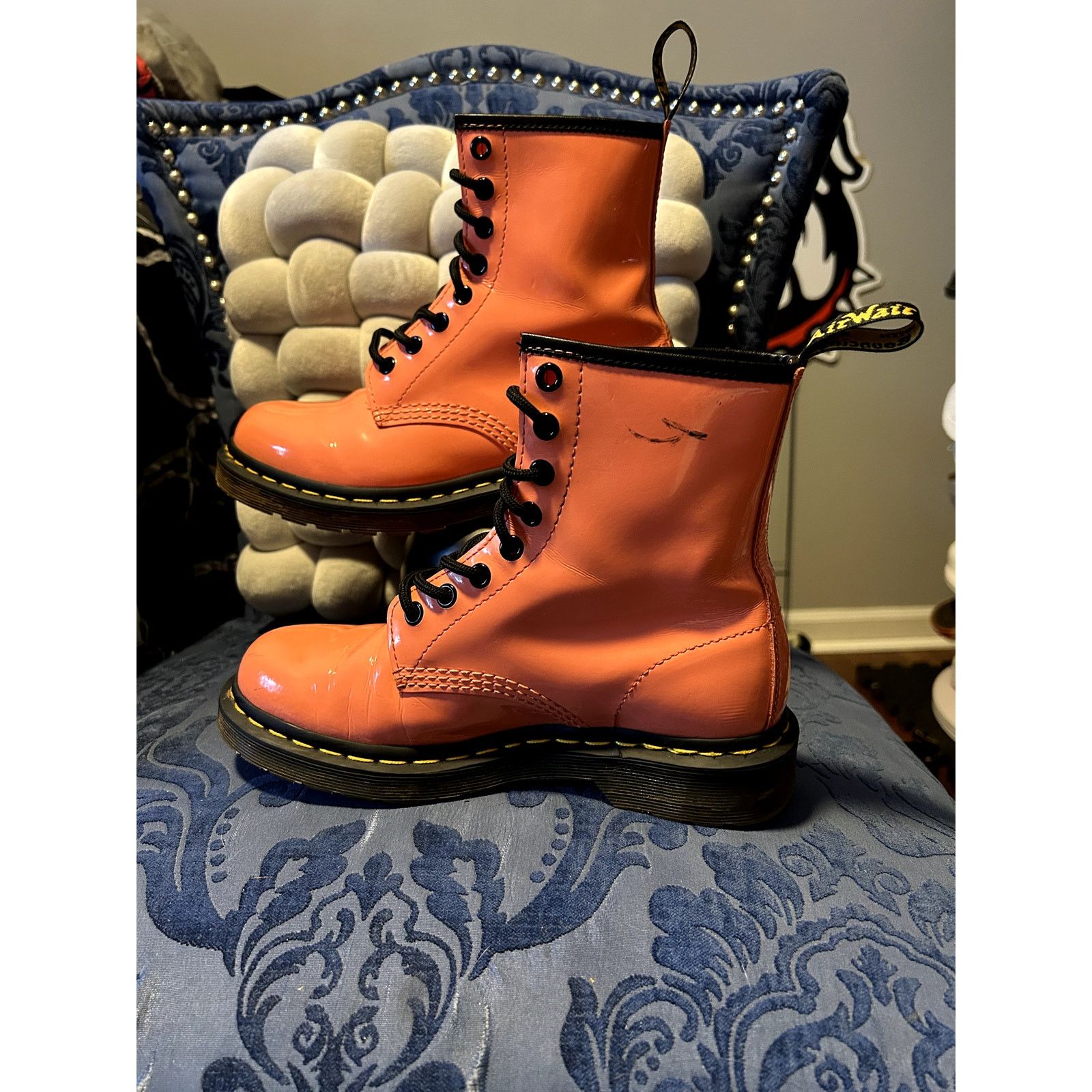 Dr. Martens Dr Martens Coral Pink Orange Patent Leather size 6/EU37 Size US 6 / IT 36 - 2 Thumbnail
