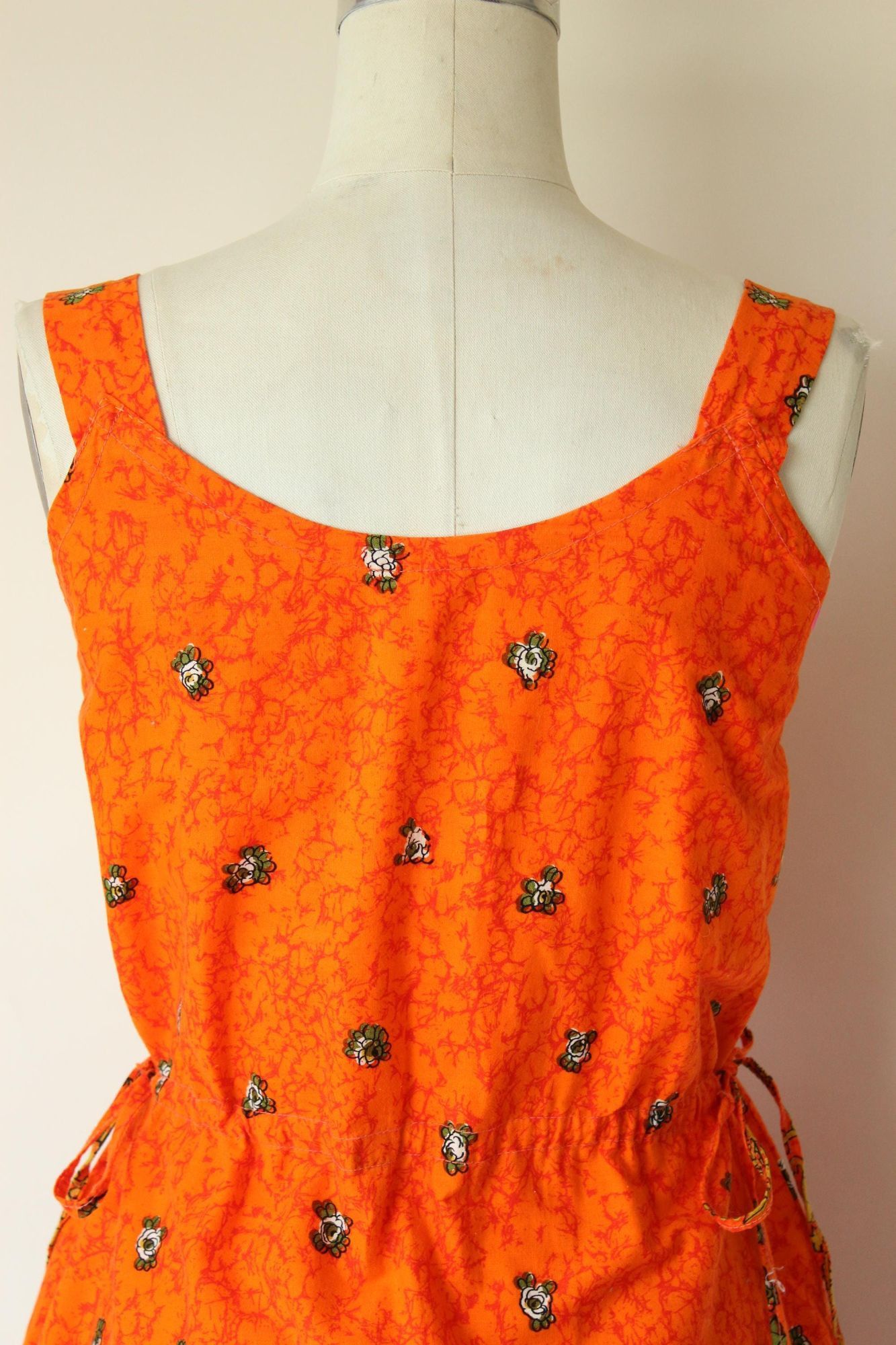 Vintage Vintage 1970s 1980s Dress with Pockets, Orange and Black Flo Size S / US 4 / IT 40 - 9 Thumbnail