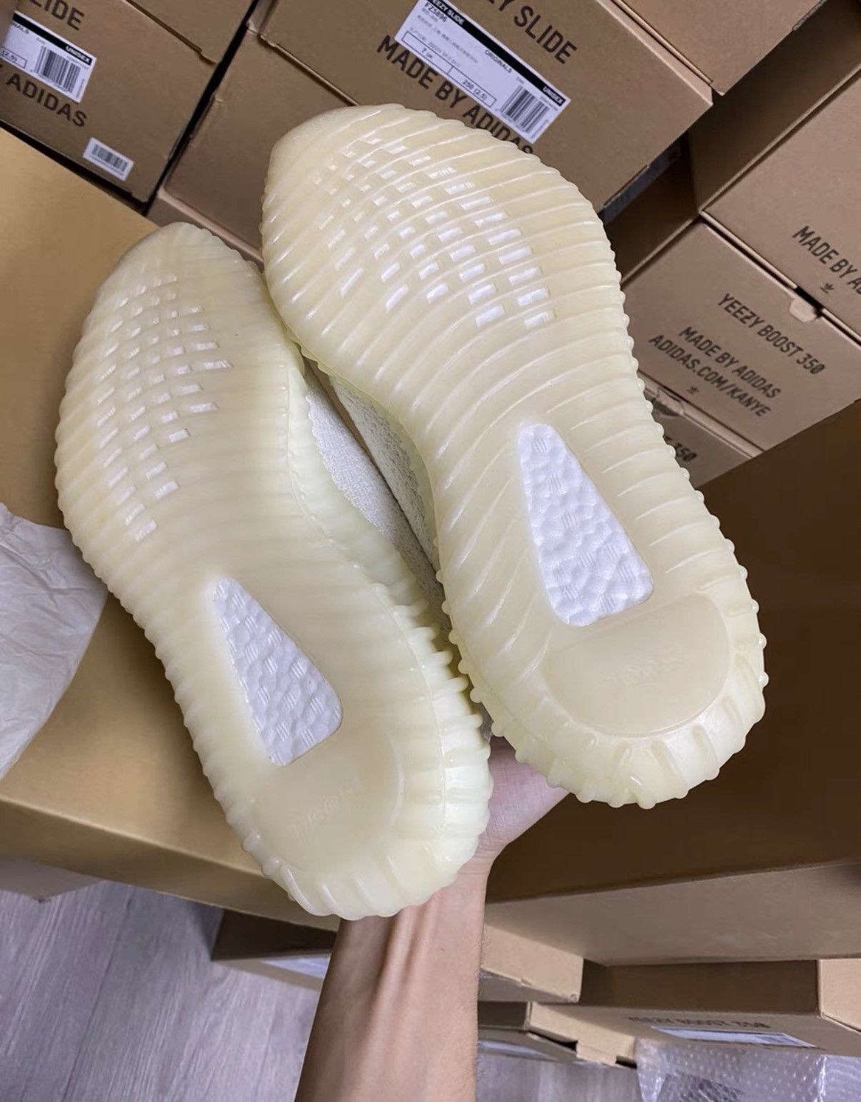 Adidas Adidas Yeezy 350 Cream White K37 Size US 8 / EU 41 - 4 Thumbnail
