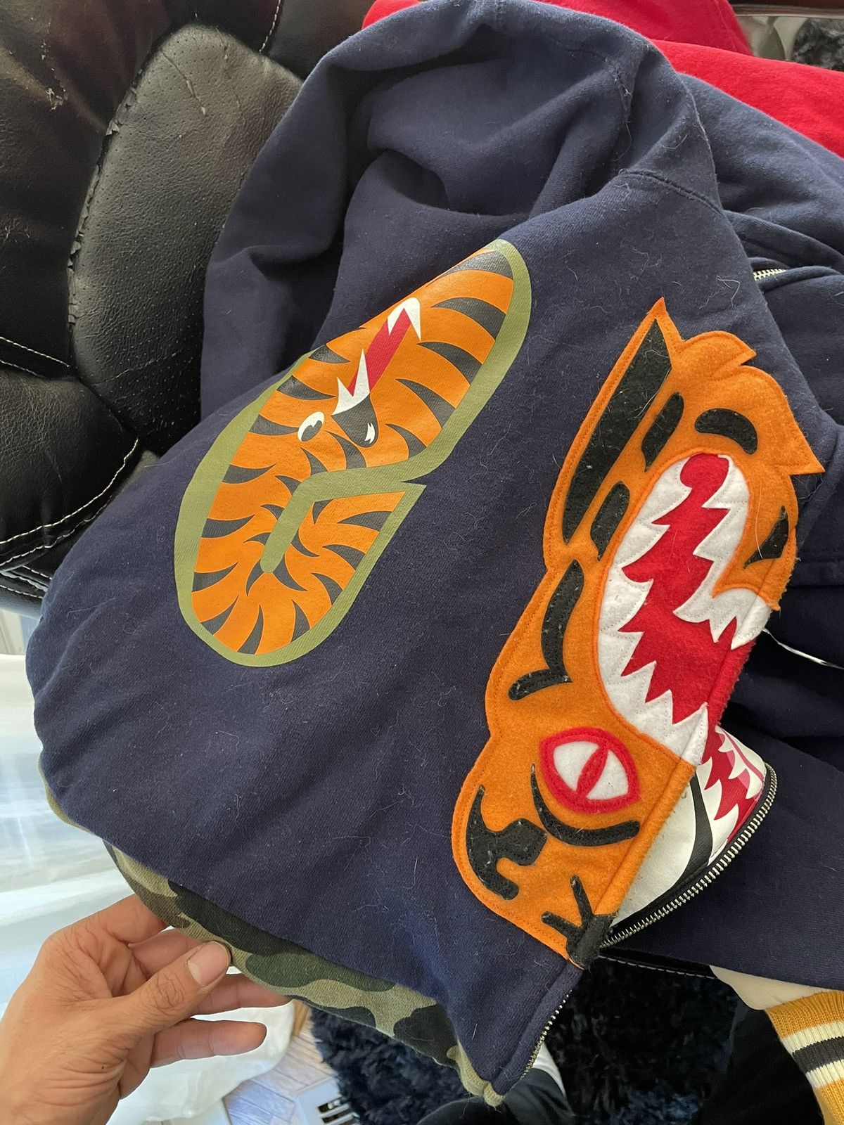 Bape Bape Navy Shark Hoodie Size US XXL / EU 58 / 5 - 5 Thumbnail