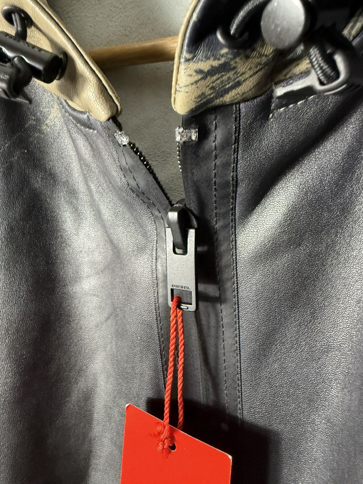 Diesel Diesel Leather Jacket Camo Print Hooded Sheepskin Full Zip Size US XXL / EU 58 / 5 - 9 Thumbnail