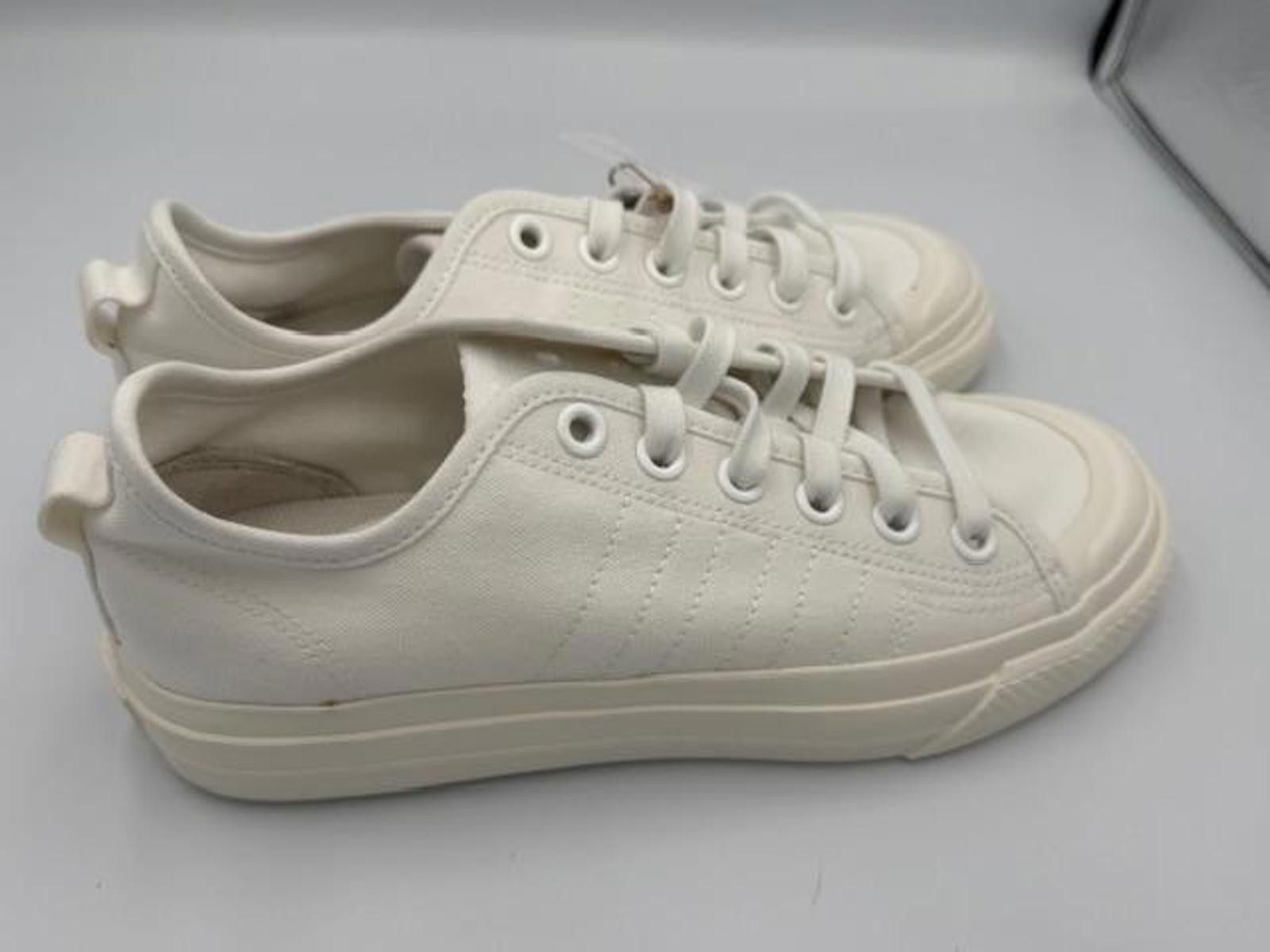 Adidas Adidas Nizza RF Triple White - M/6 - W/7 - New In Box Size US 6 / EU 39 - 4 Thumbnail