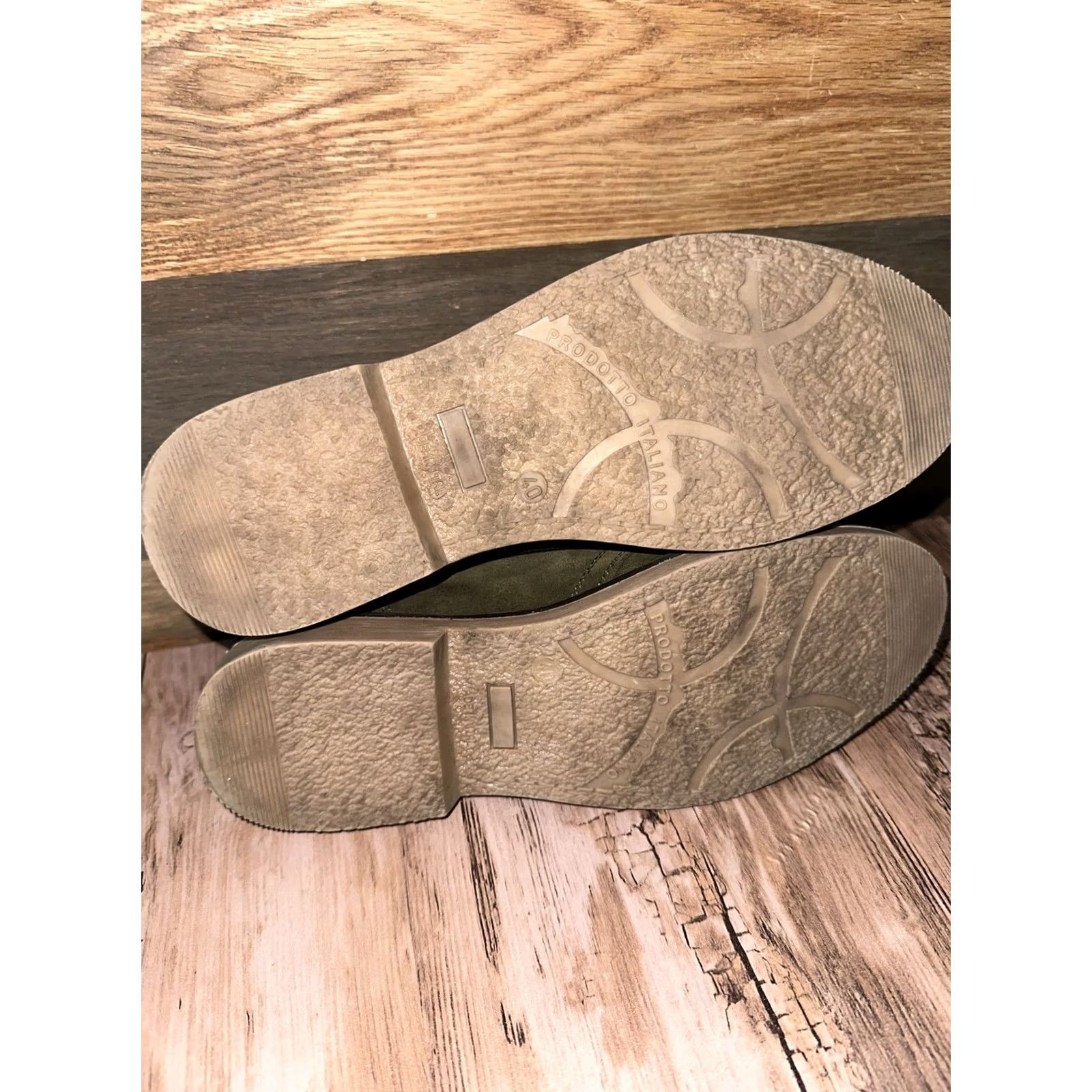 Sean John DAN JOHN Vera Pelle Italian Green Suede Chukka Style Boots Mens 40 Size Suede Upper Outsole Shoes Green Chukka Mens Size US 7 / EU 40 - 6 Thumbnail