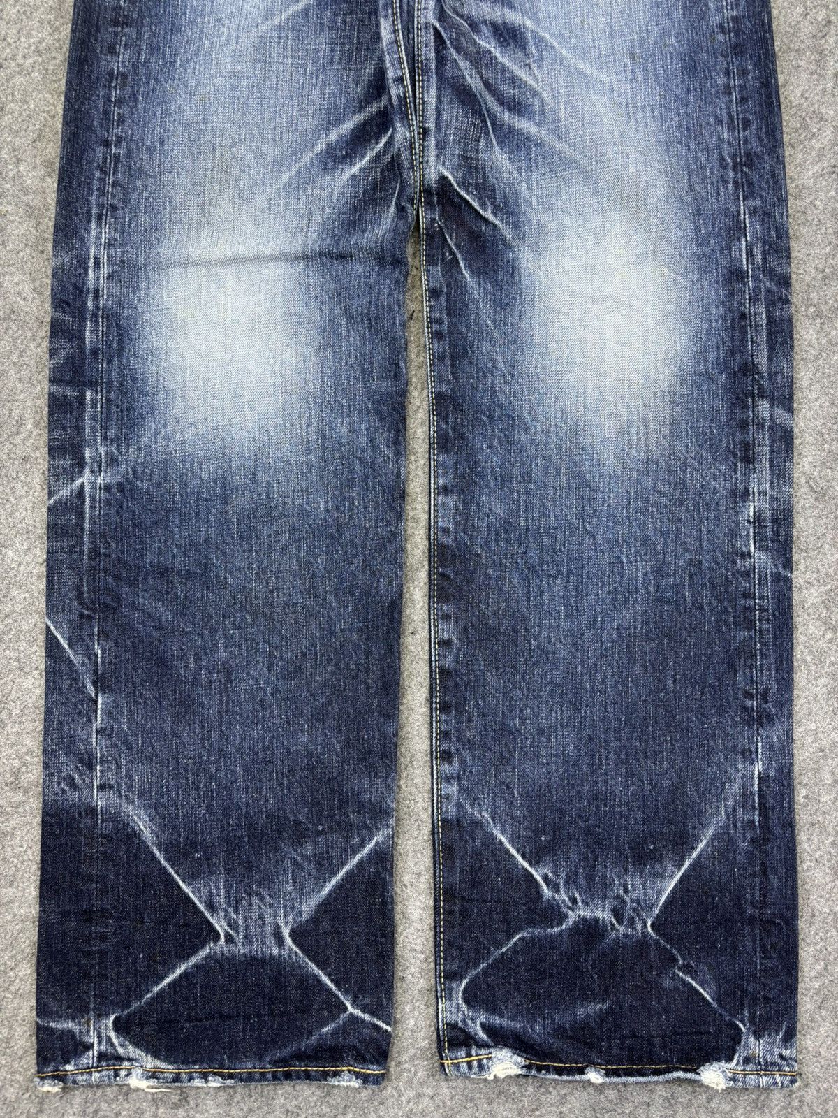 Eternal 💥Raw Sturdy Denim💥Vtg Eternal Insane Fades Denim F971 Size US 29 - 4 Thumbnail