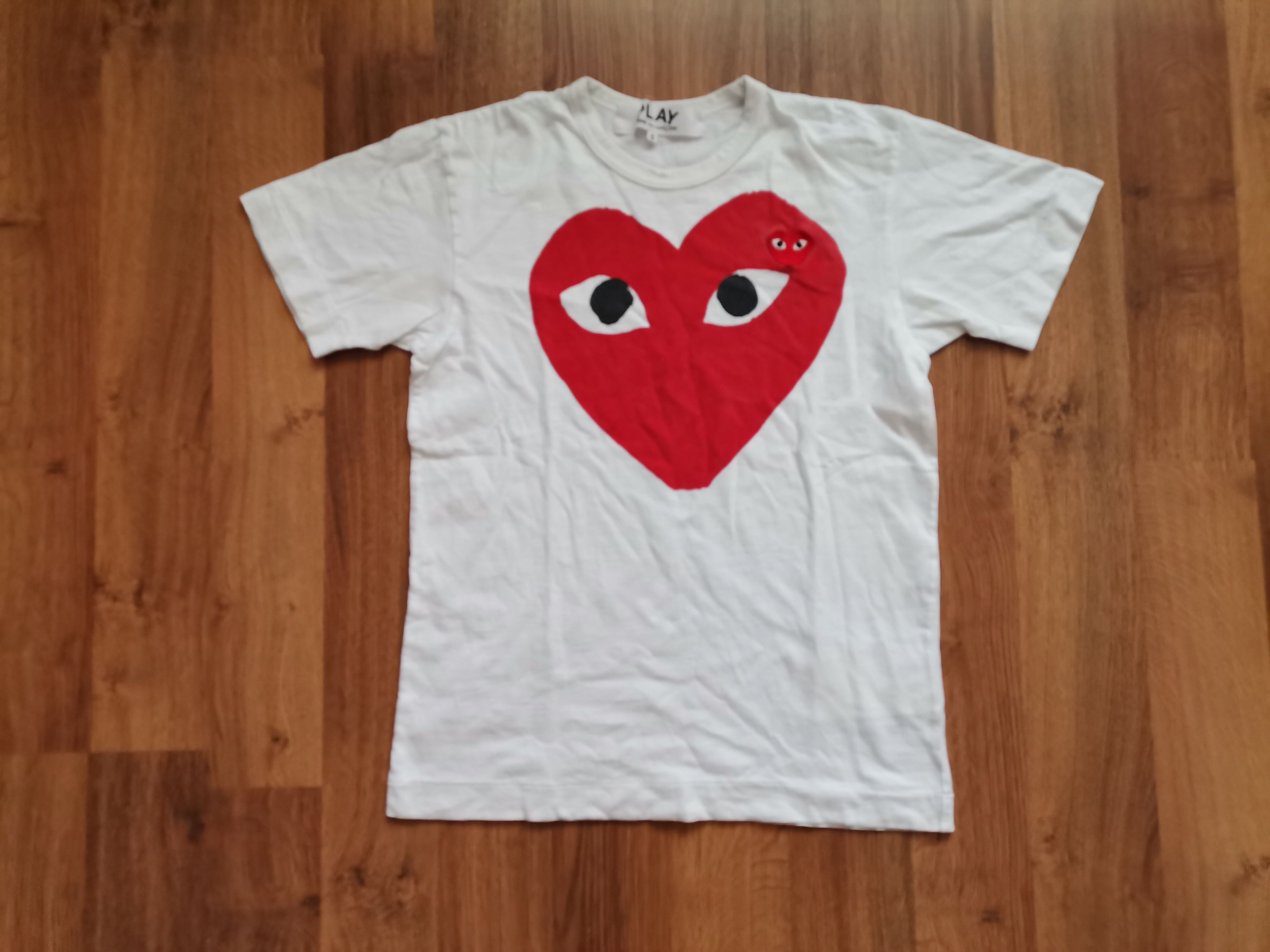 Comme des Garcons PLAY Comme Des Garcons Play Heart Tee Size US S / EU 44-46 / 1 - 1 Thumbnail